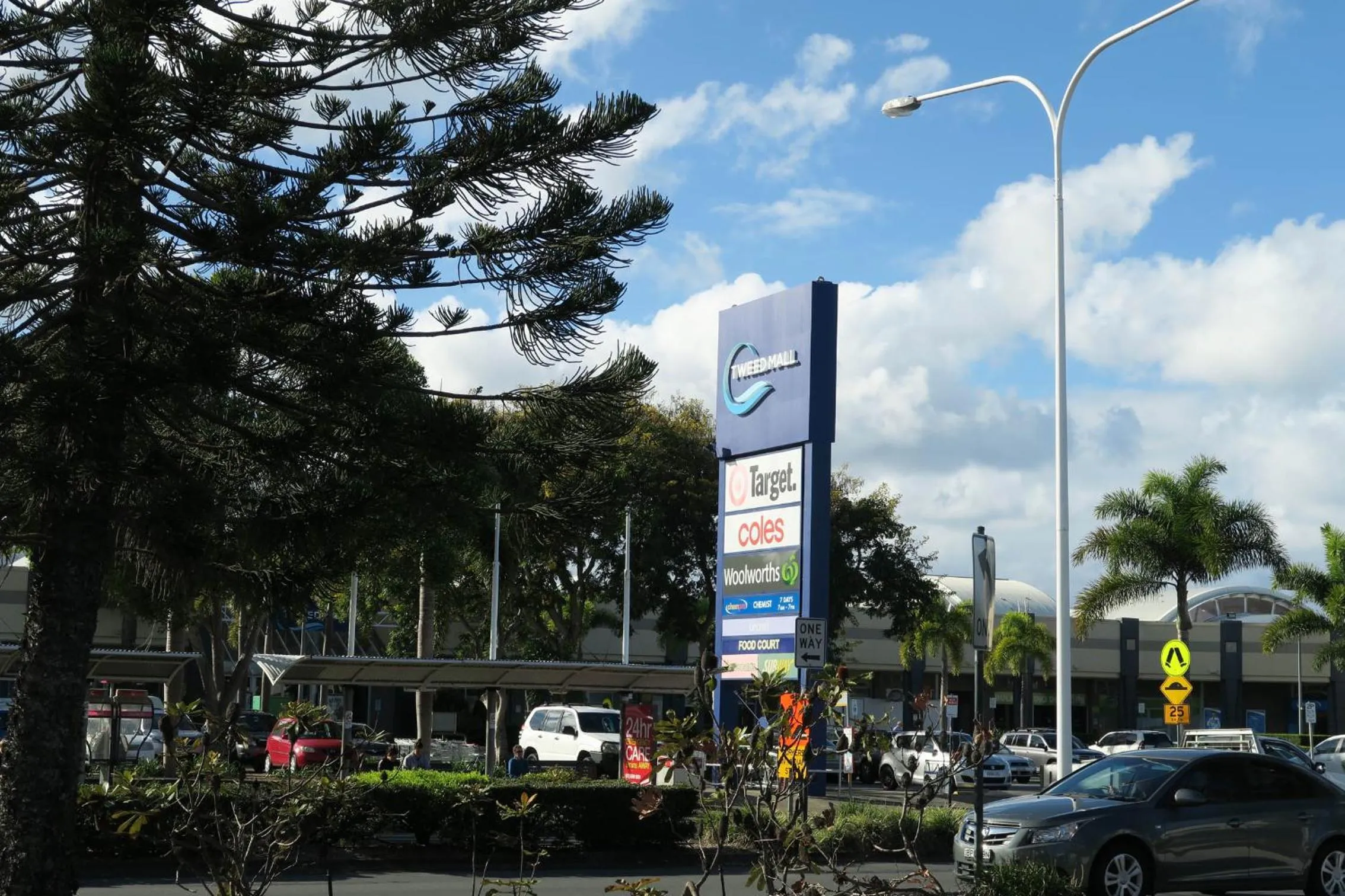 Shopping Area in Tweed Central Motel