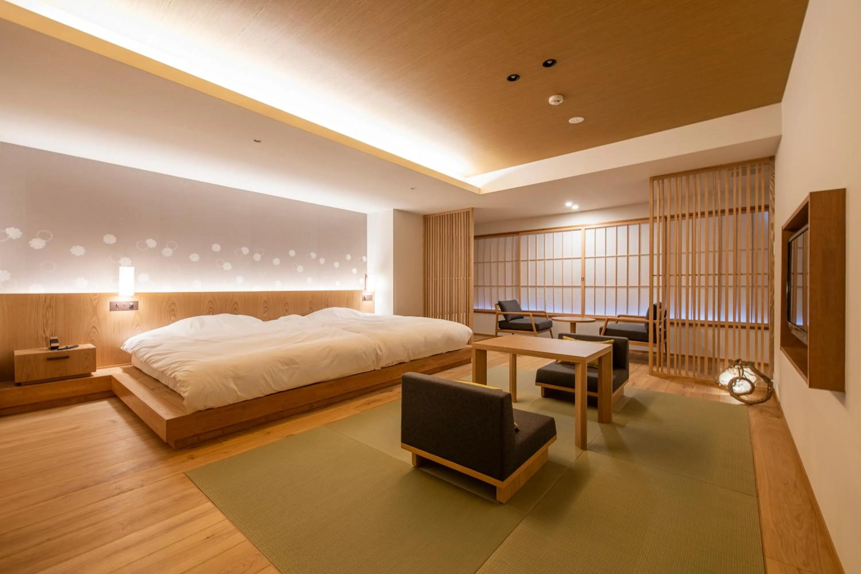Photo of the whole room, Bed in Shosenkaku Kagetsu