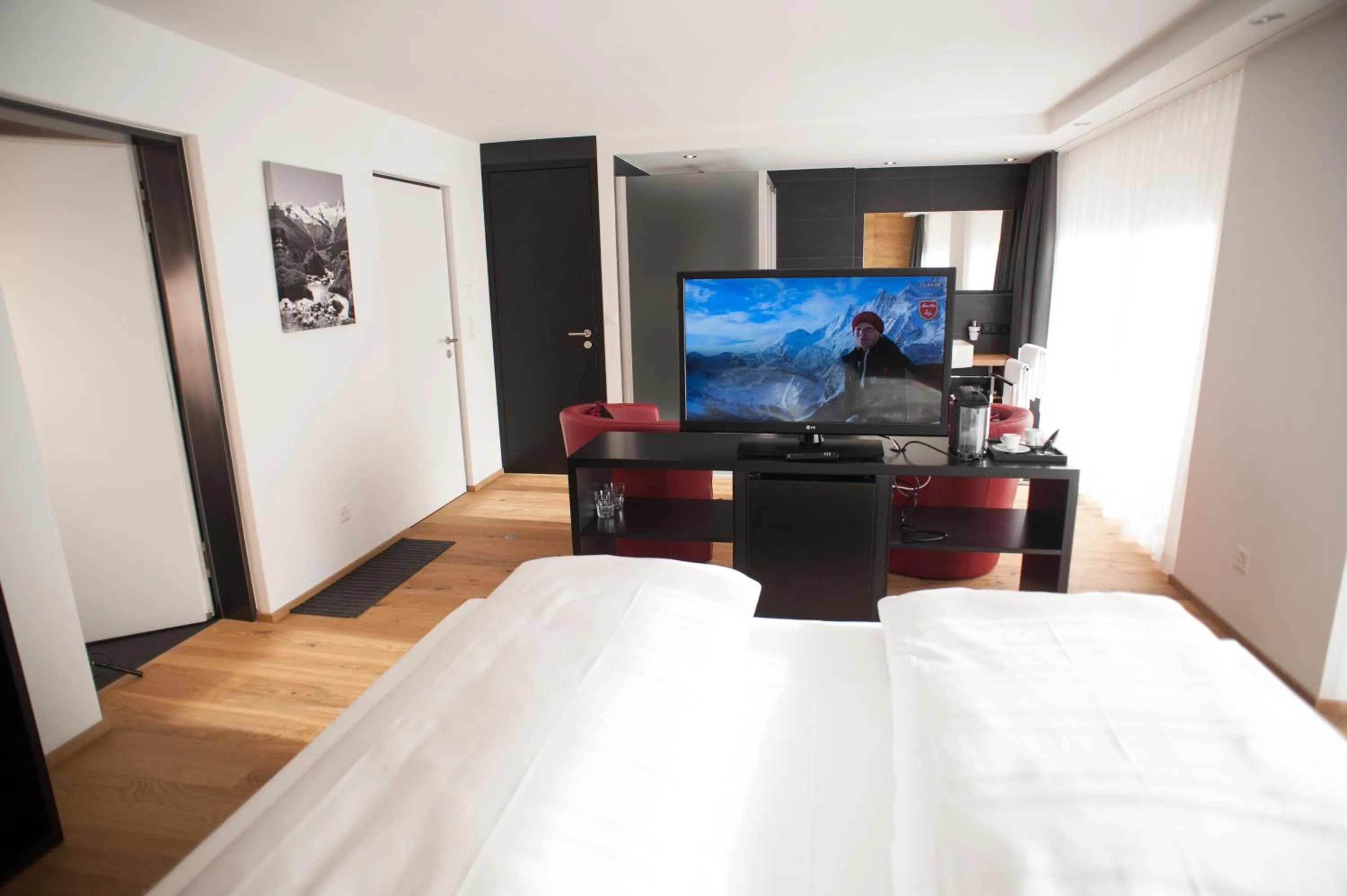 Photo of the whole room, Bed in Elite Alpine Lodge - Apart & Breakfast