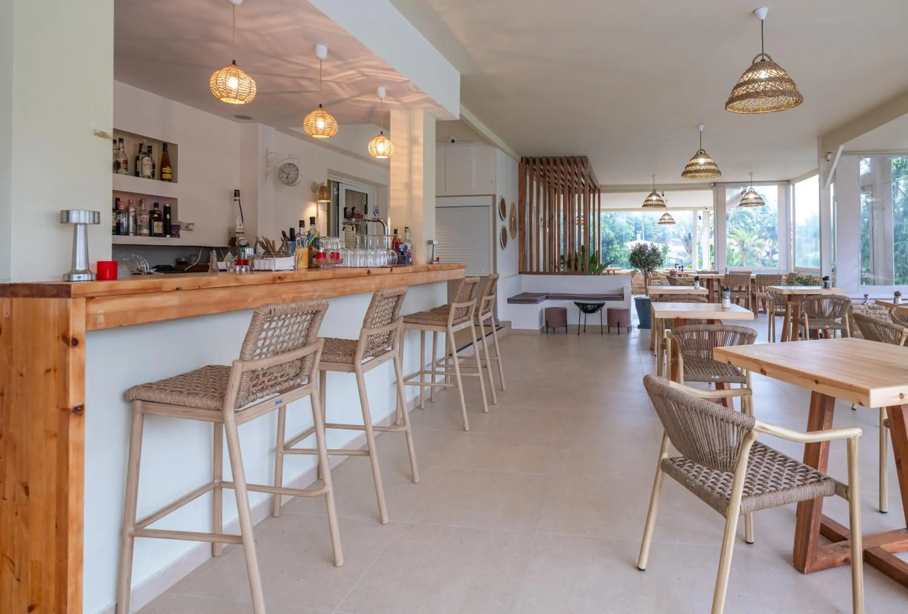 Restaurant/places to eat in Calypso Hotel Restaurant/places to eat in Calypso Hotel