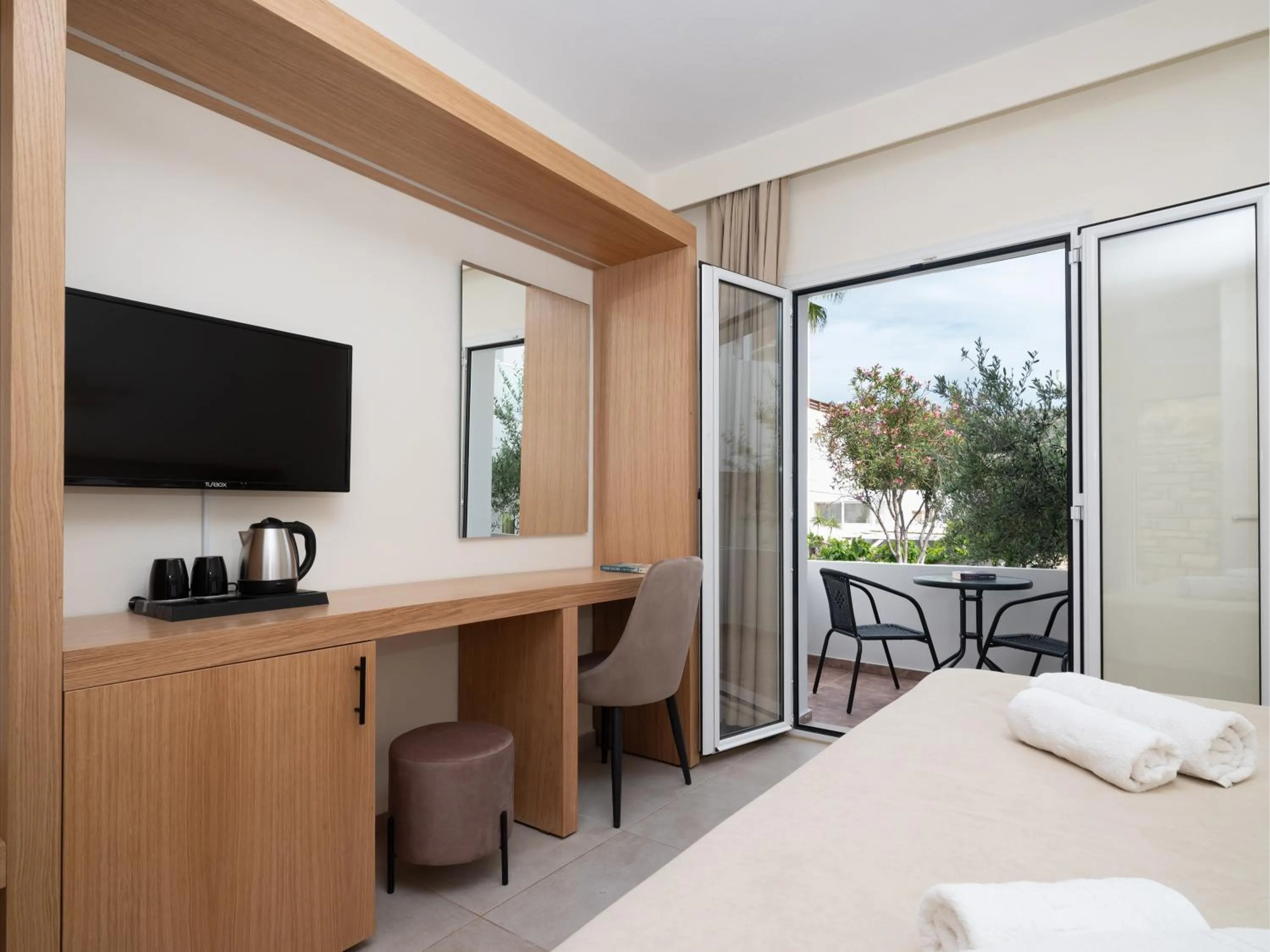 Bed in Calypso Hotel