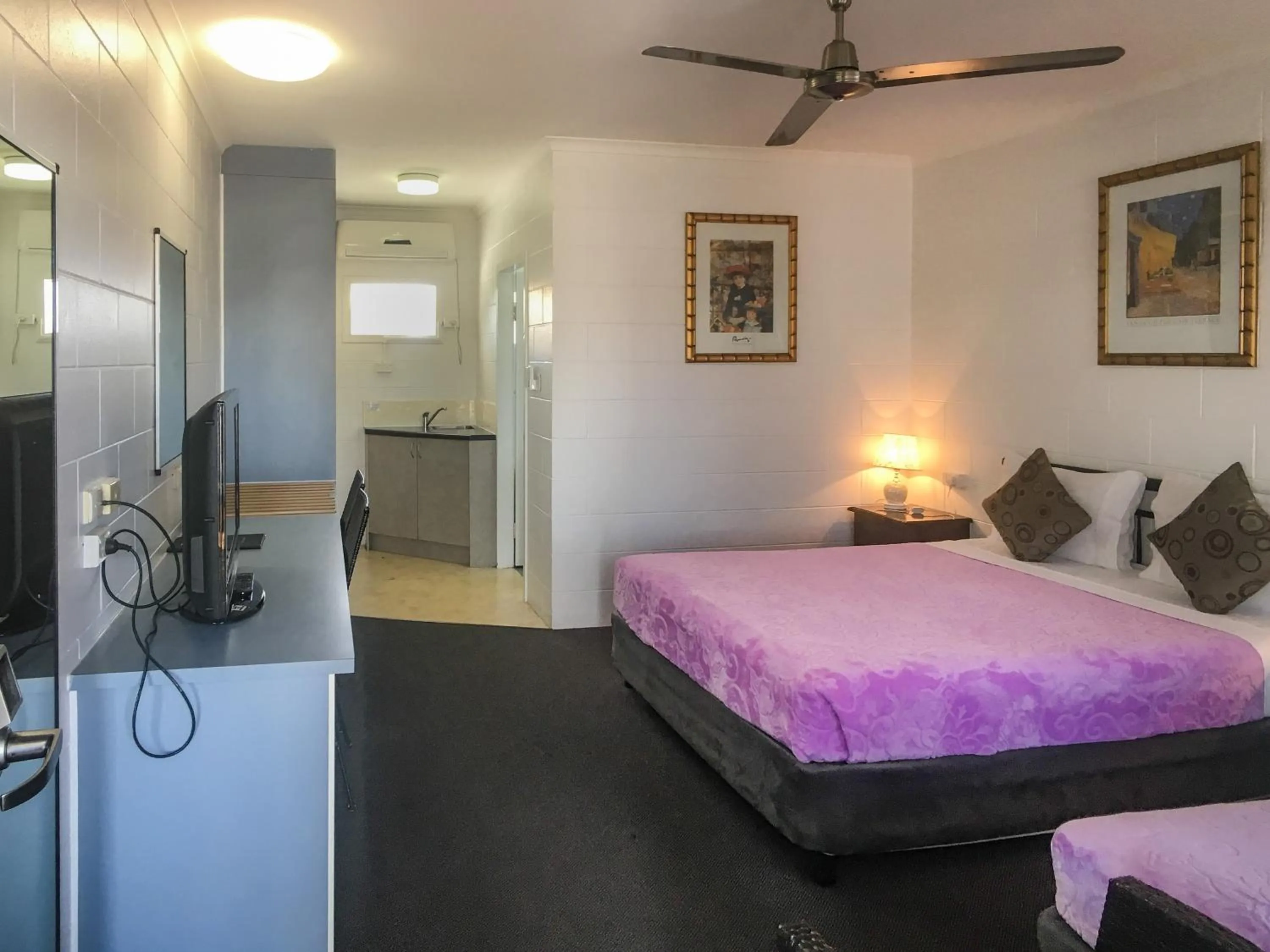 Bedroom in South Cairns Resort