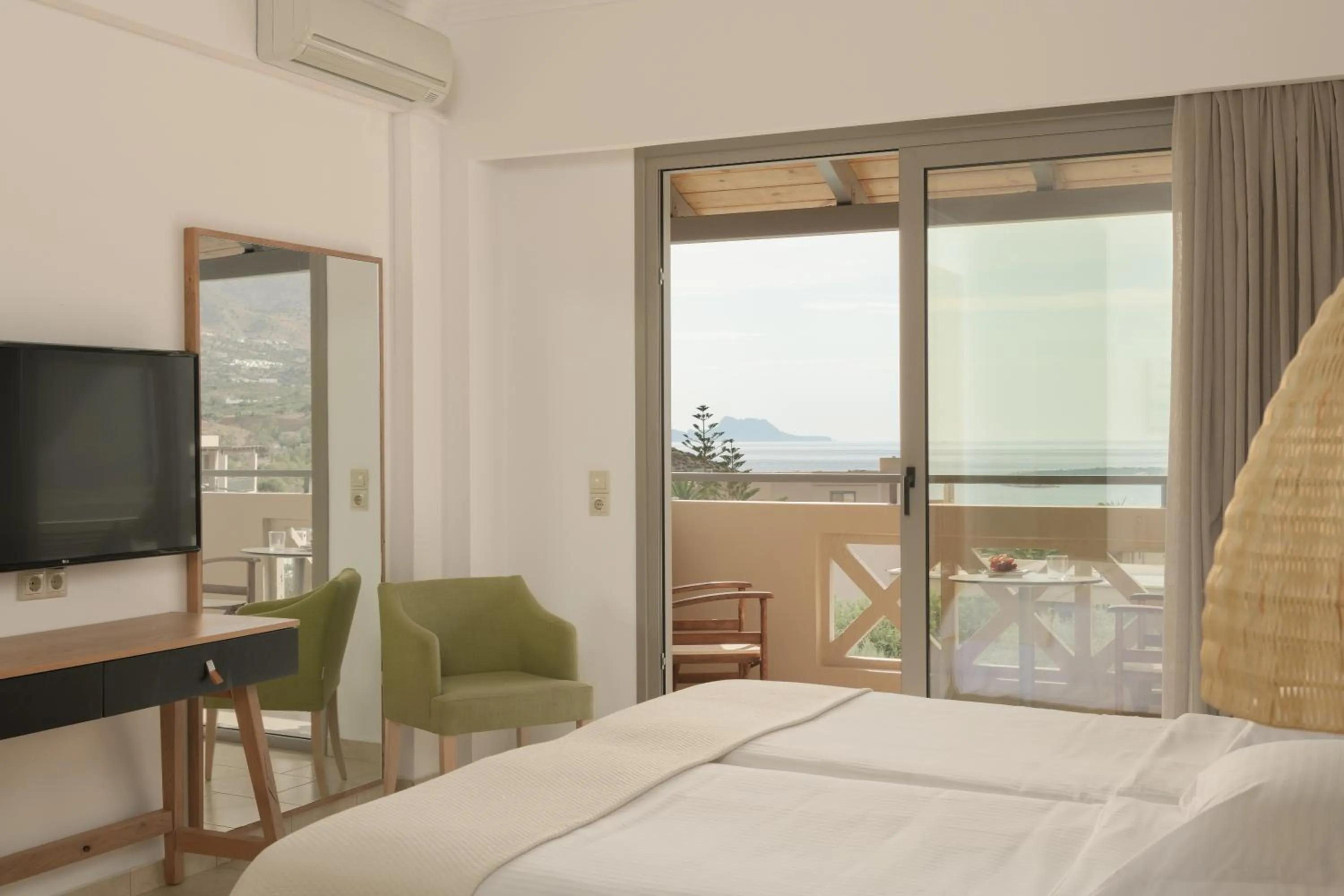 View (from property/room), Bed in Paralos Irini Mare