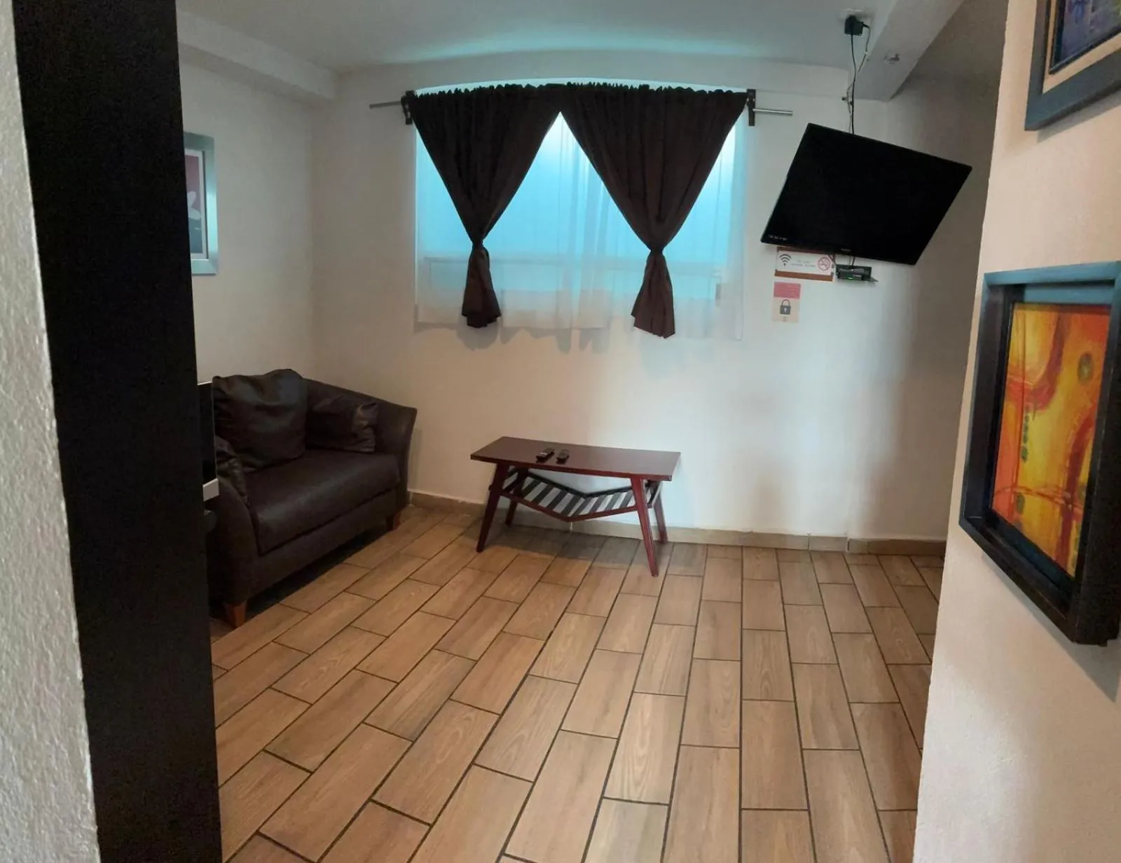 Executive Suite in Suites Aldama