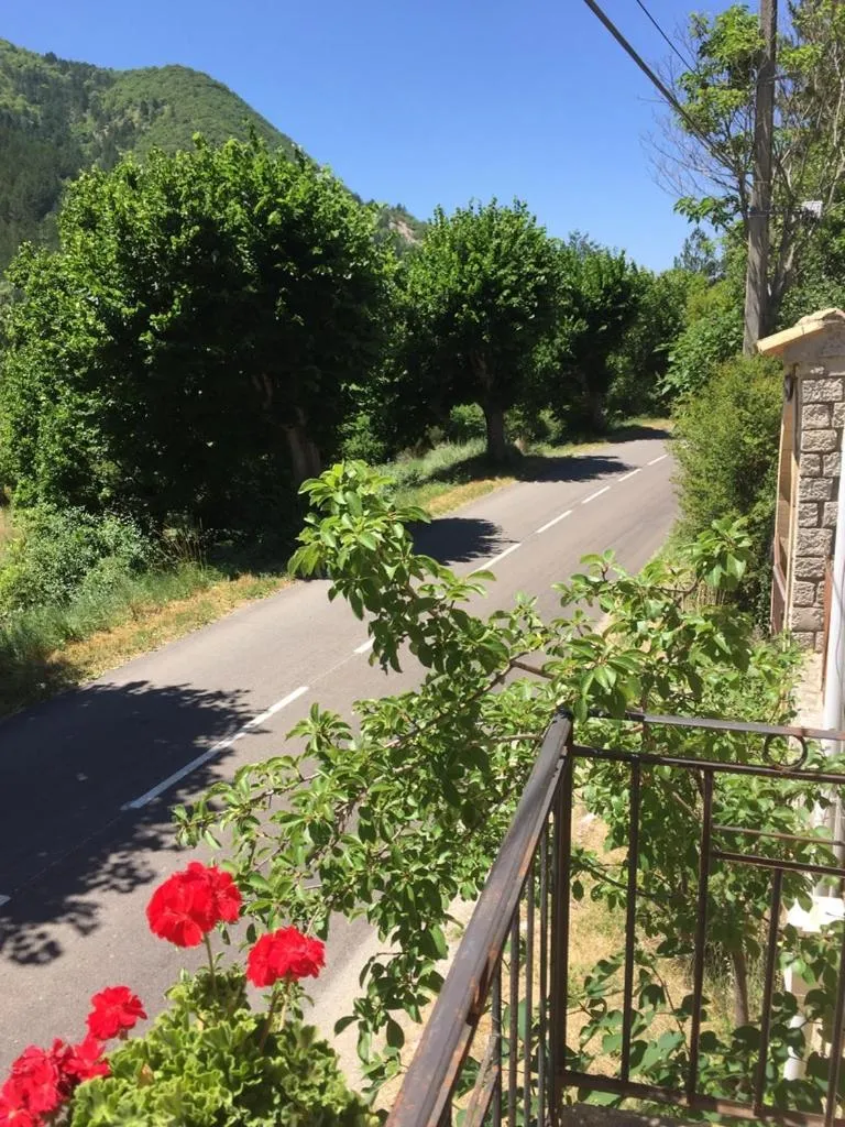 Street view in Mas de la Pauze