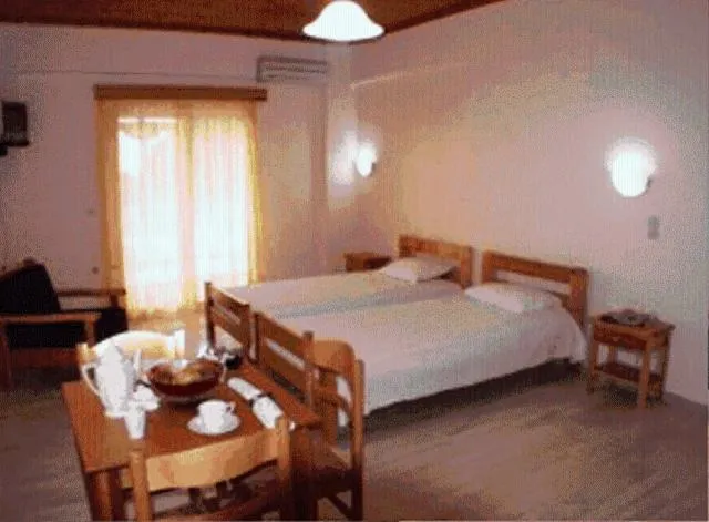 Photo of the whole room, Bed in Kastro Beach Hotel
