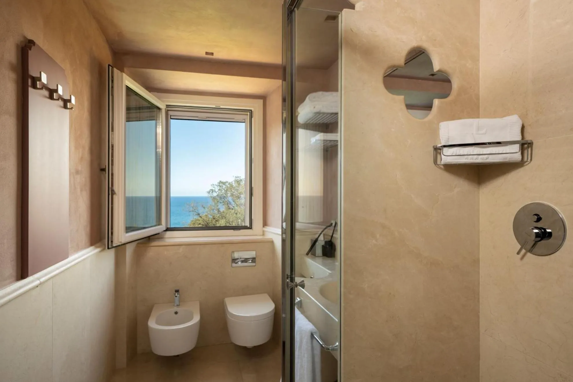 Bathroom in Villa Lattanzi