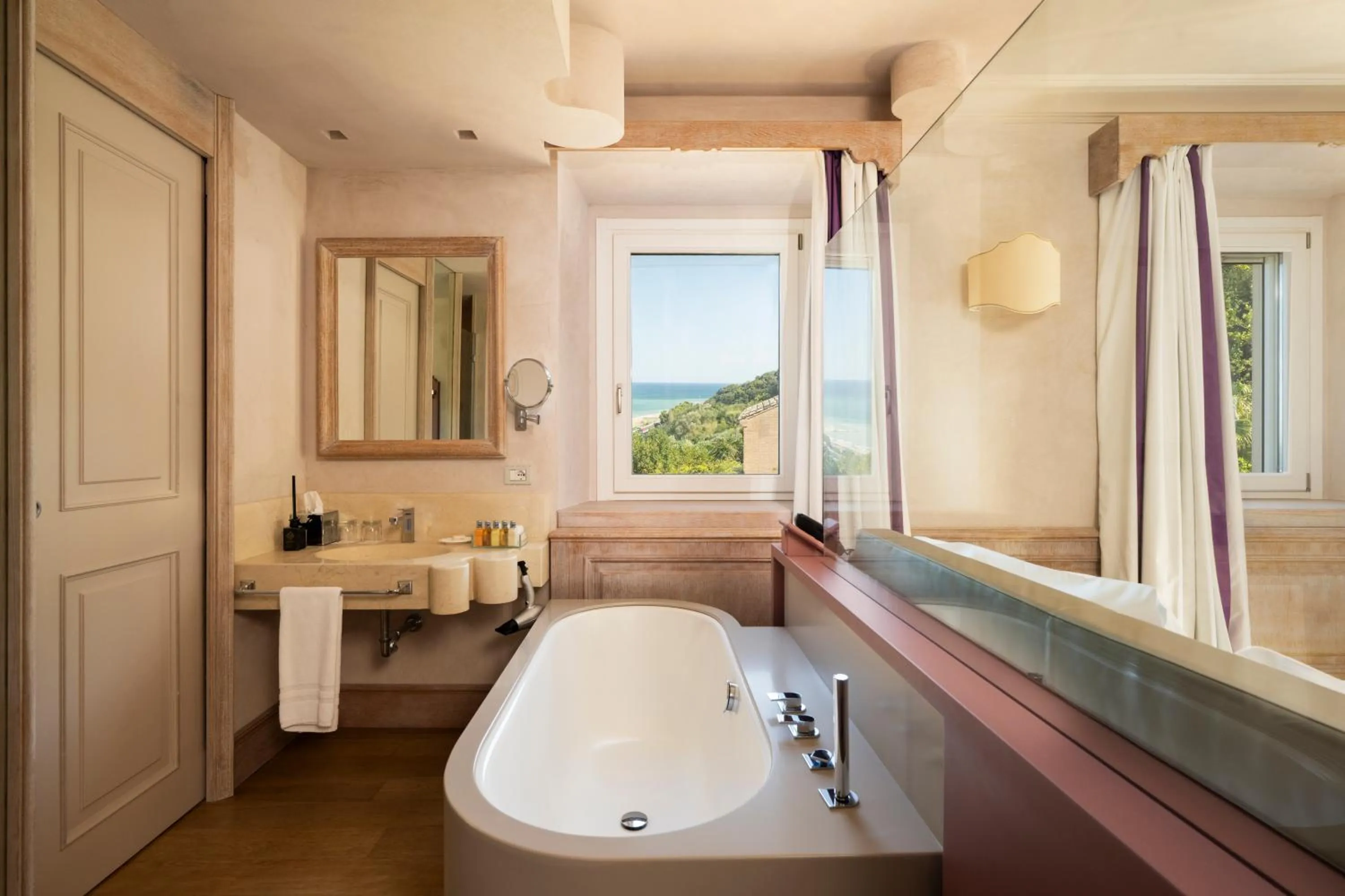 Bath in Villa Lattanzi