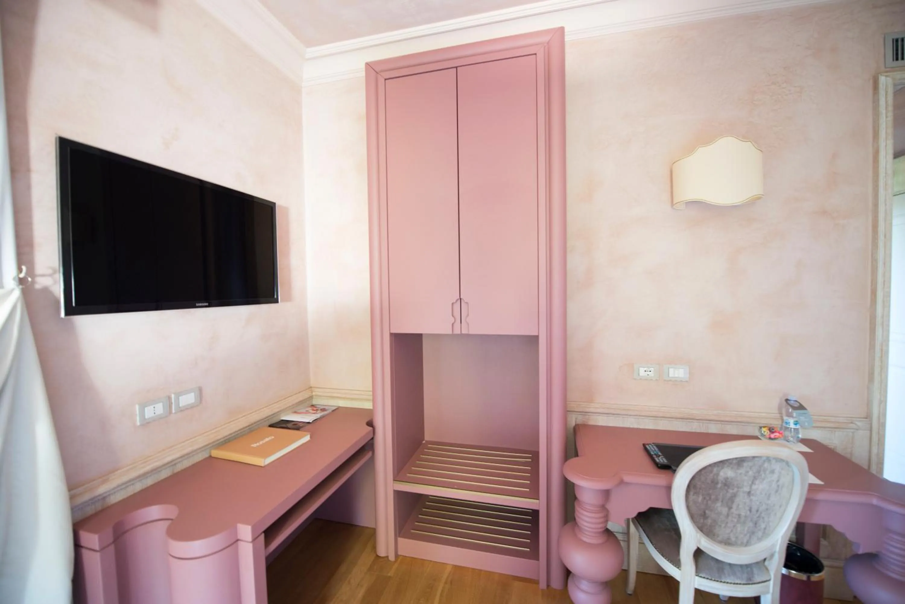 Seating area in Villa Lattanzi