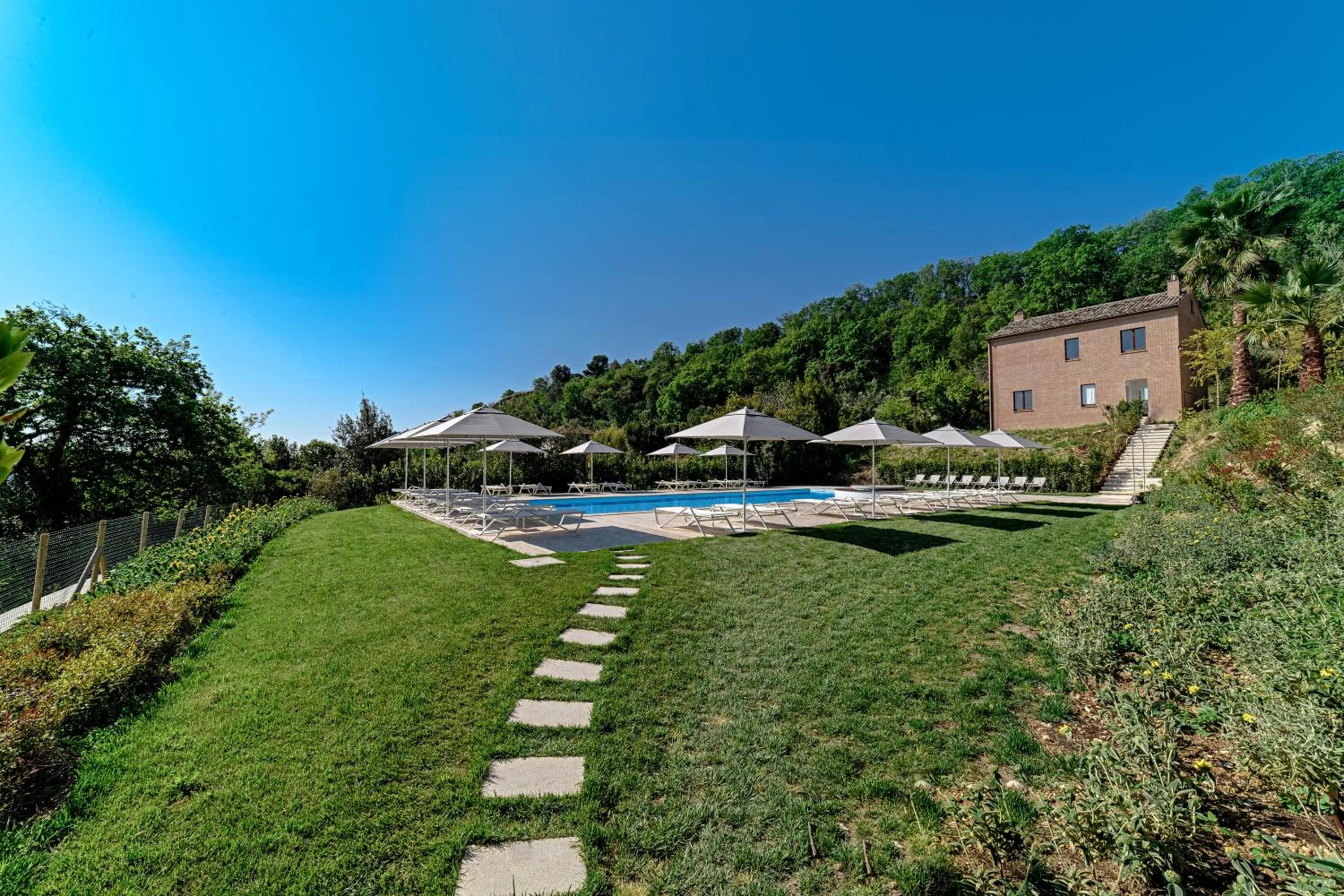 Swimming pool in Villa Lattanzi