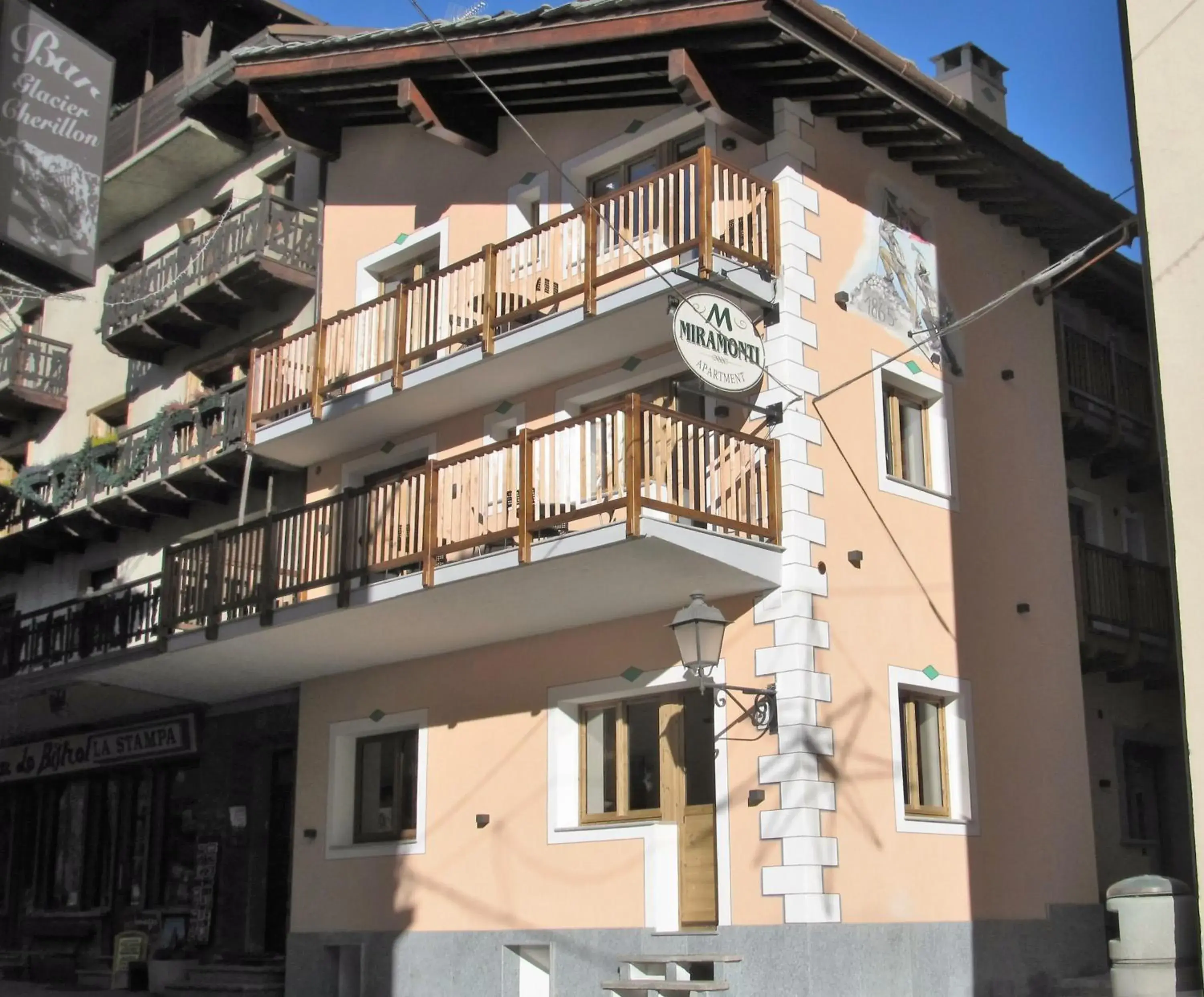 Property building in Miramonti Property building in Miramonti