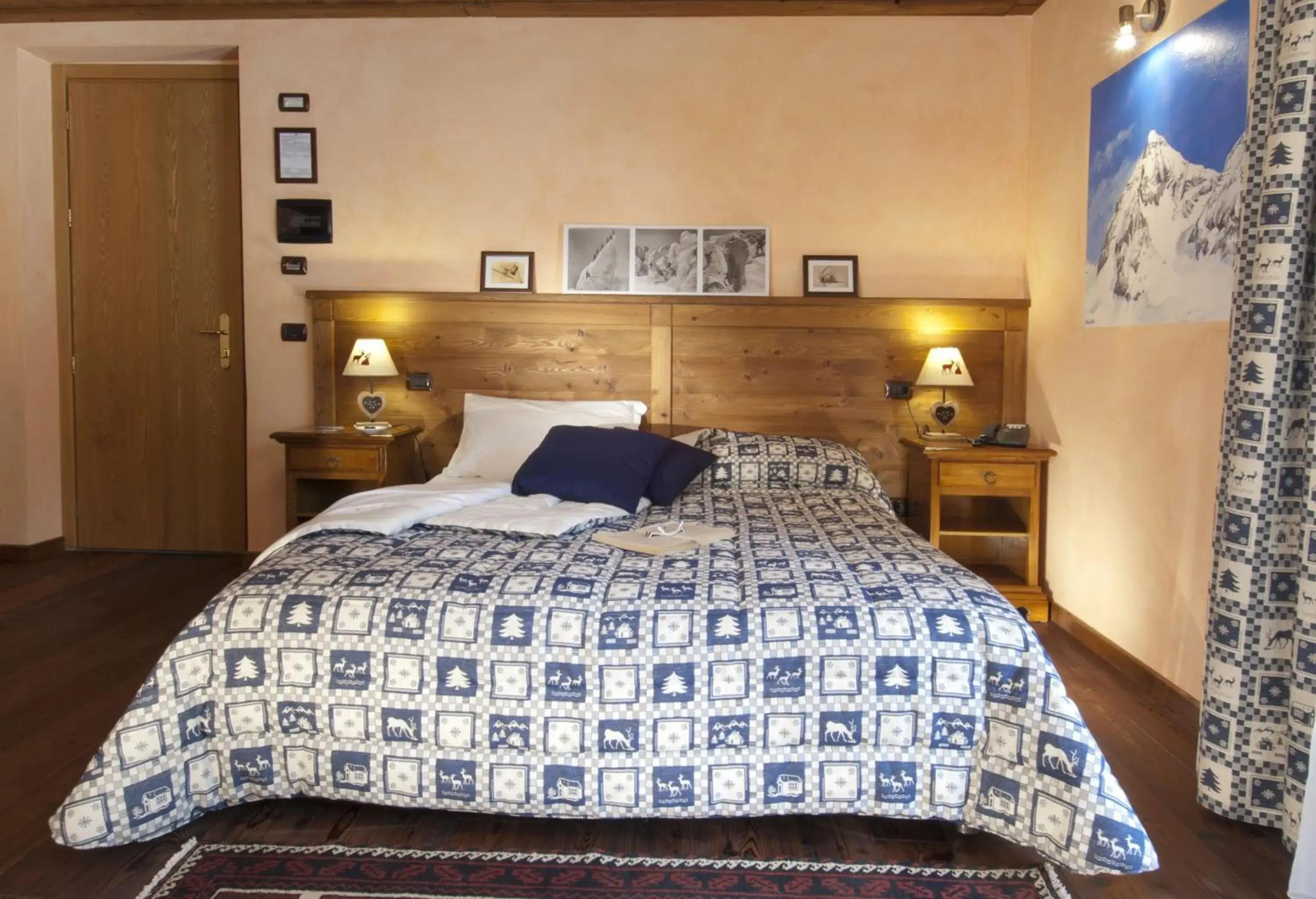 Bedroom, Bed in Miramonti Bedroom, Bed in Miramonti