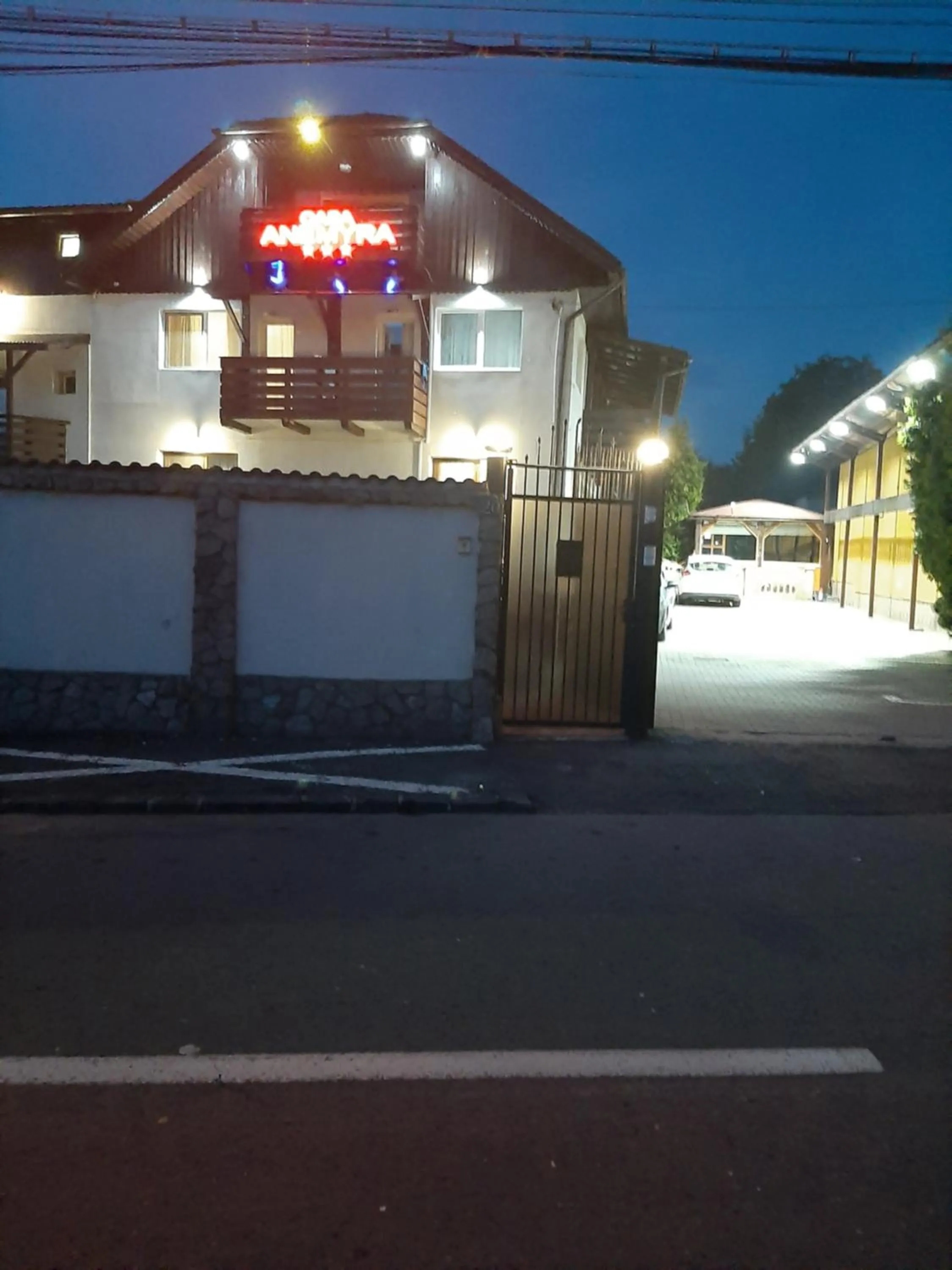 Casa Anemyra