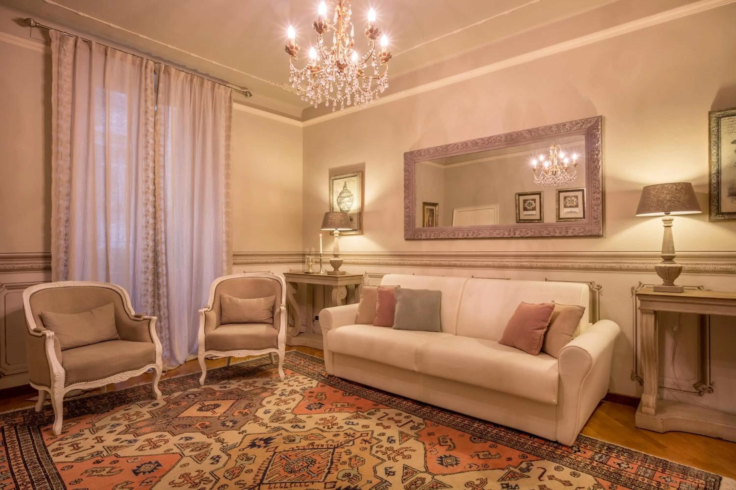 Living room in Domus Verona - Incantevole residenza difronte a casa Giulietta