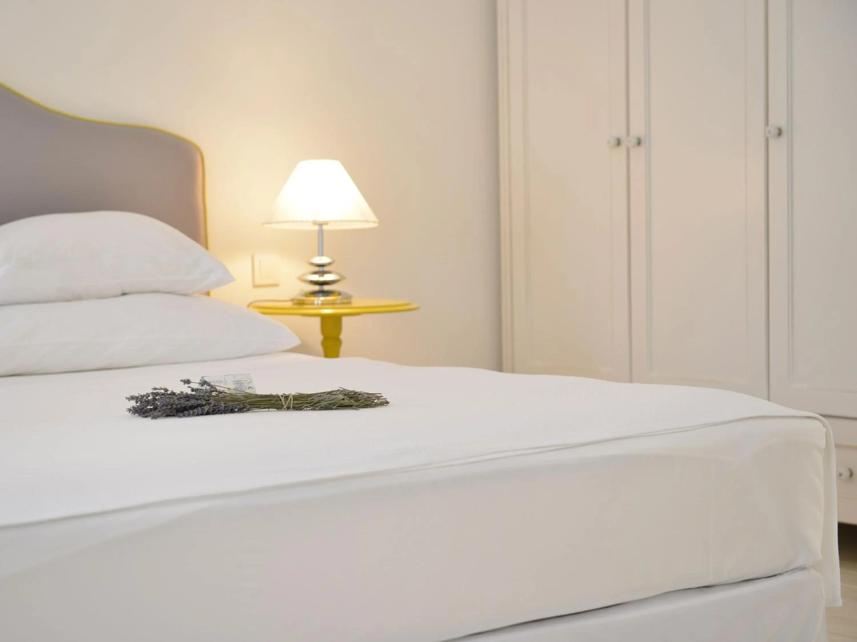 Bed in Vintage Alacati