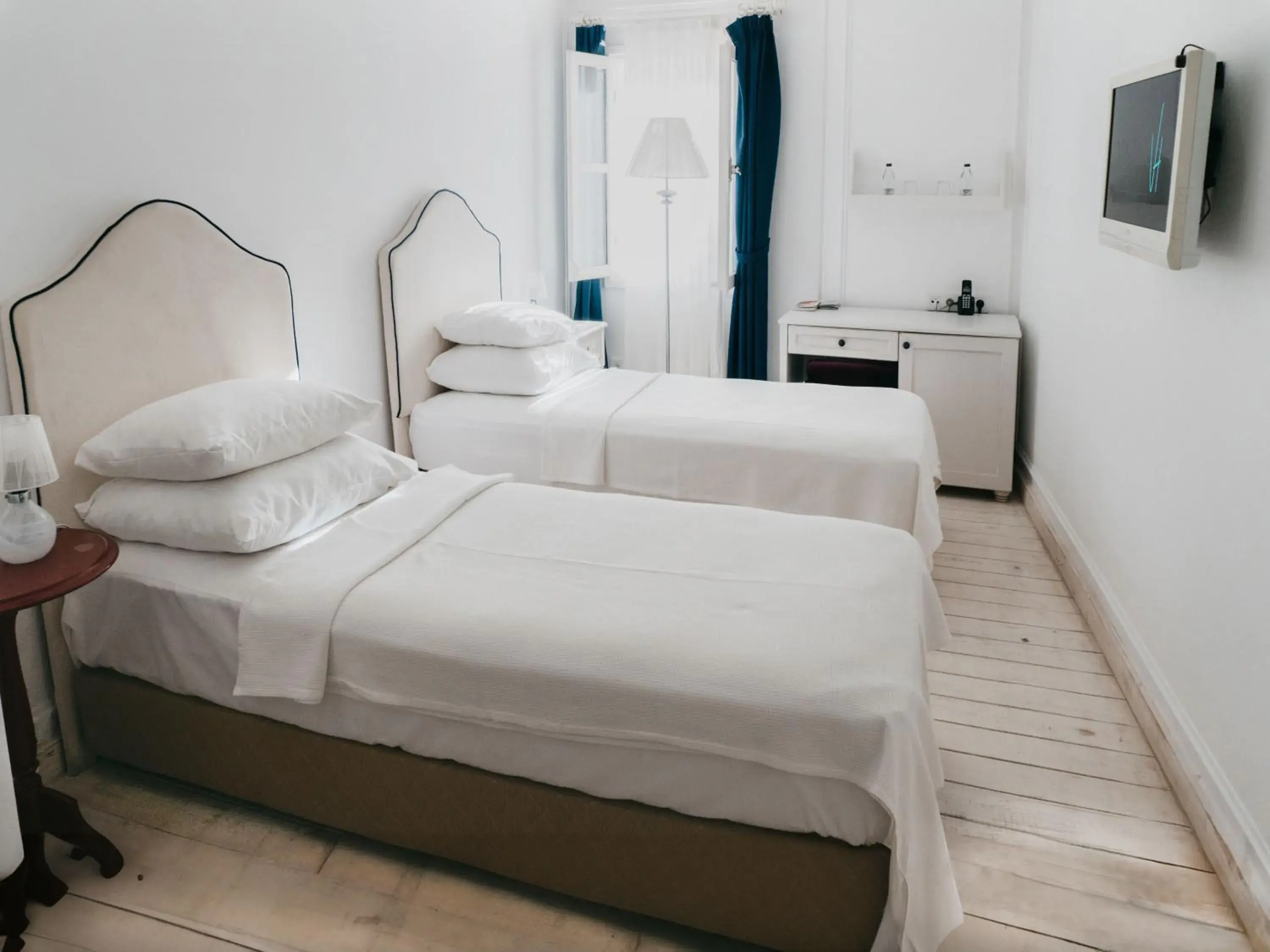 Superior Twin Room in Vintage Alacati Superior Twin Room in Vintage Alacati