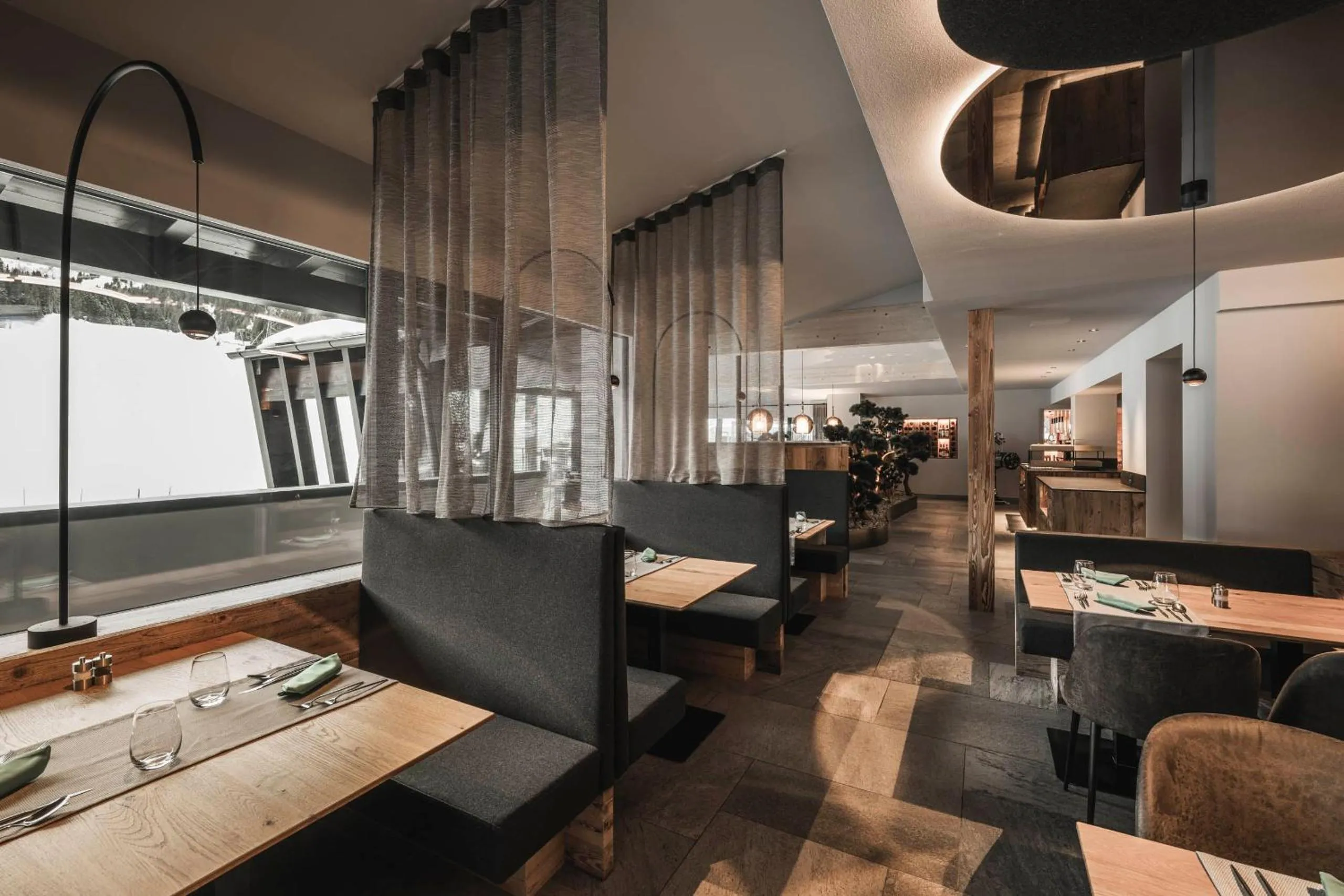 Restaurant/places to eat in Hotel Plan de Gralba - das Berghotel