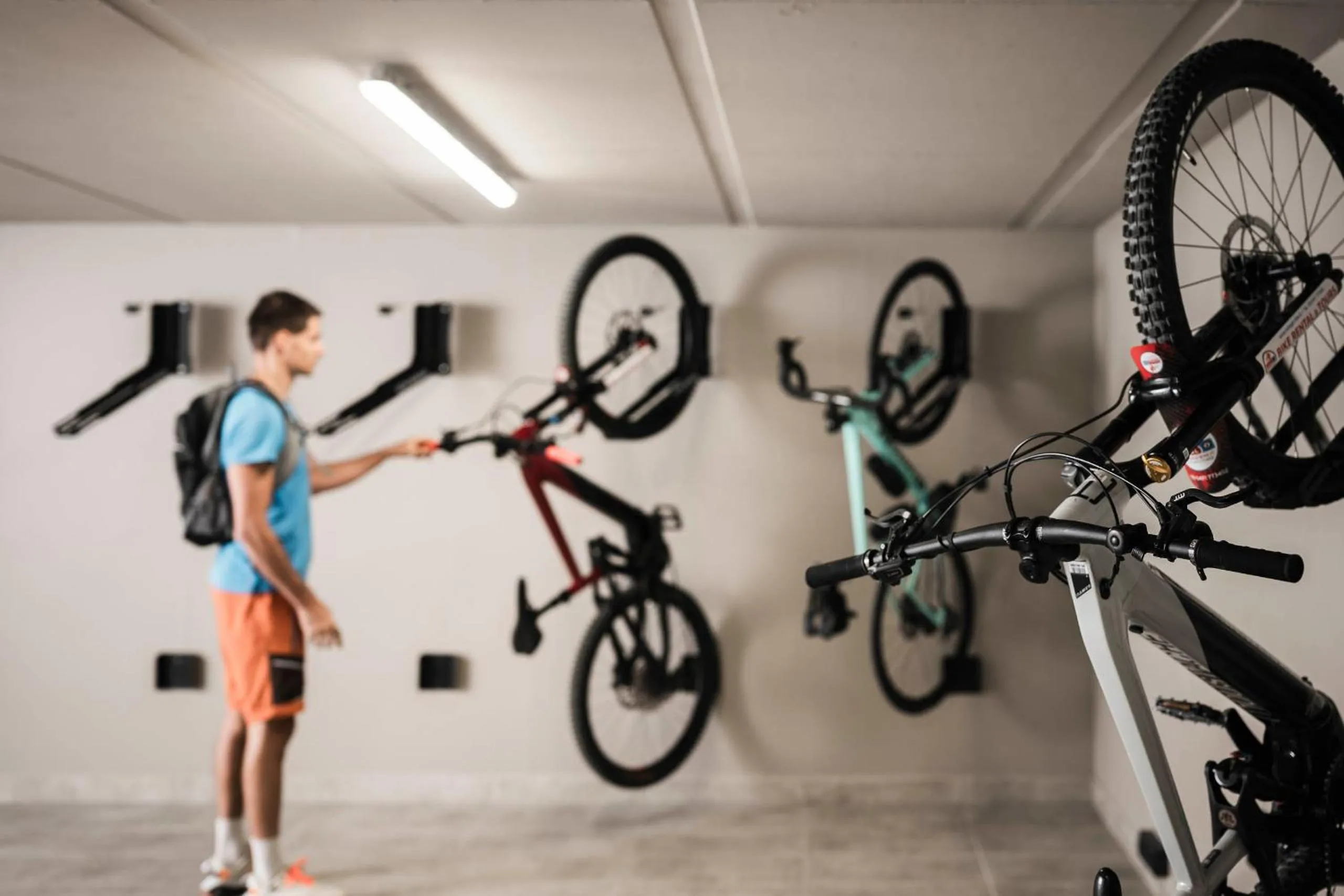 Parking in Hotel Plan de Gralba - das Berghotel