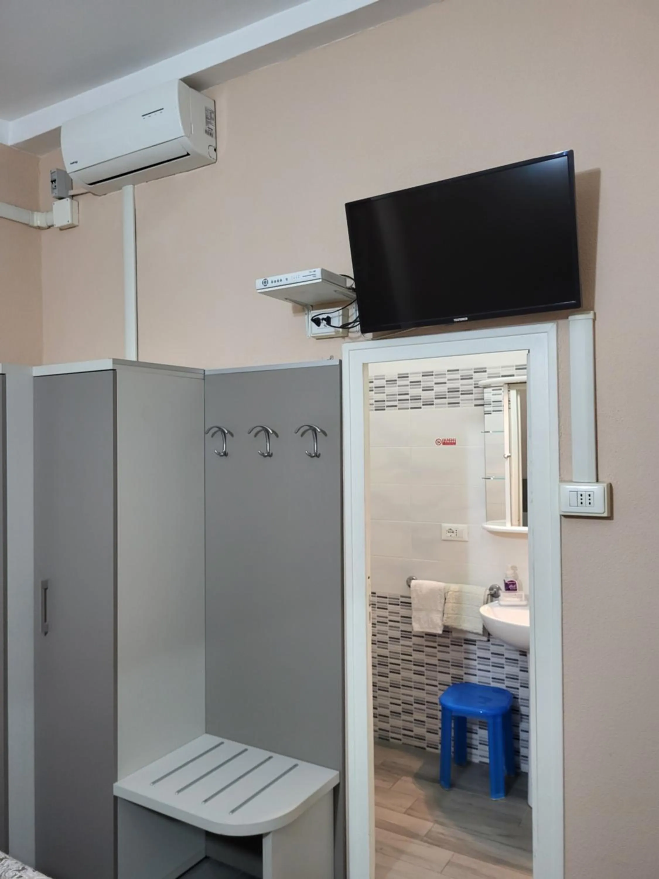 TV and multimedia in Hotel Barone