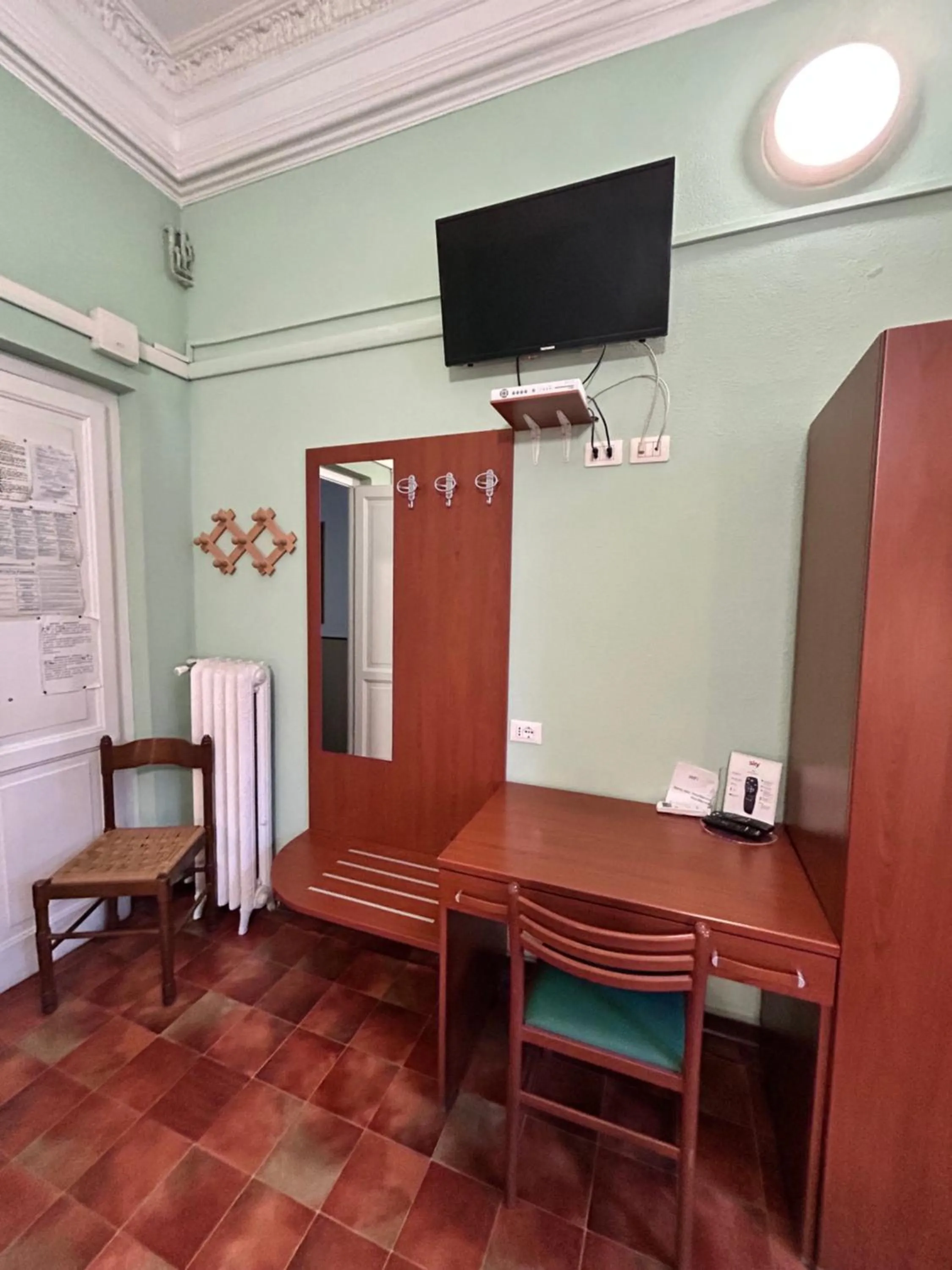 TV and multimedia in Hotel Barone