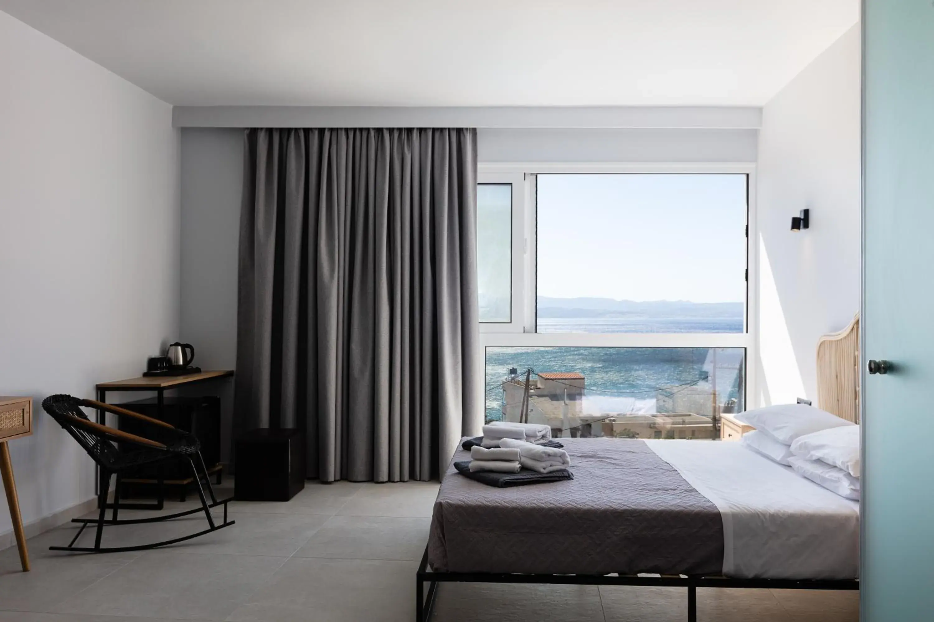 Superior Room with Sea View in Areti Hotel Superior Room with Sea View in Areti Hotel