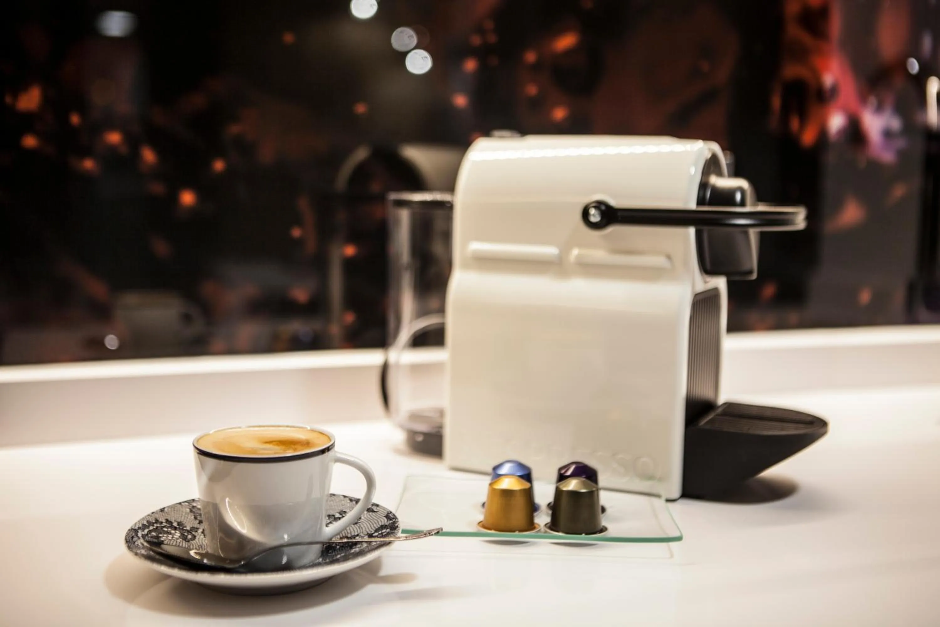 Coffee/tea facilities in Wine & Soul Suites