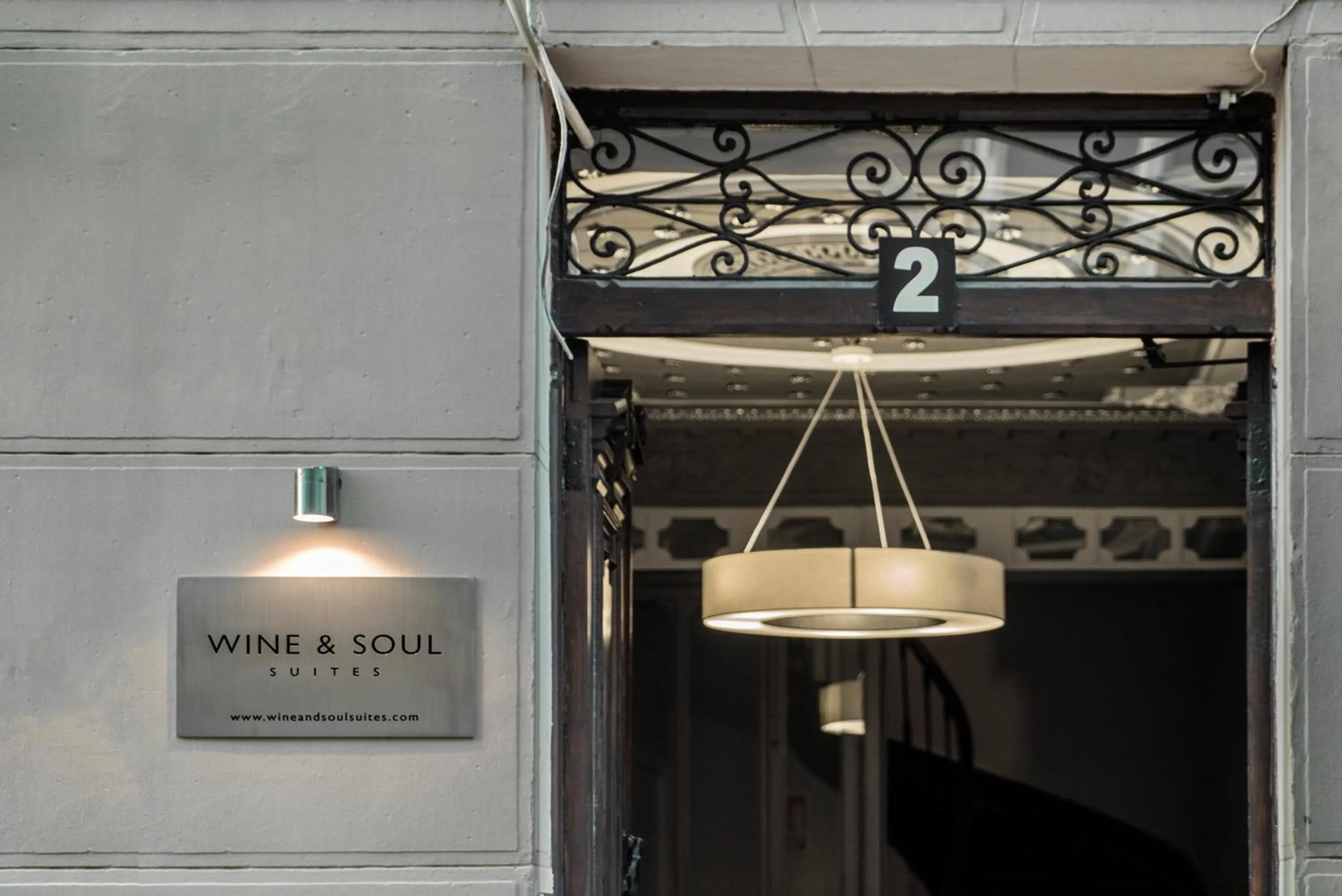 Facade/entrance in Wine & Soul Suites