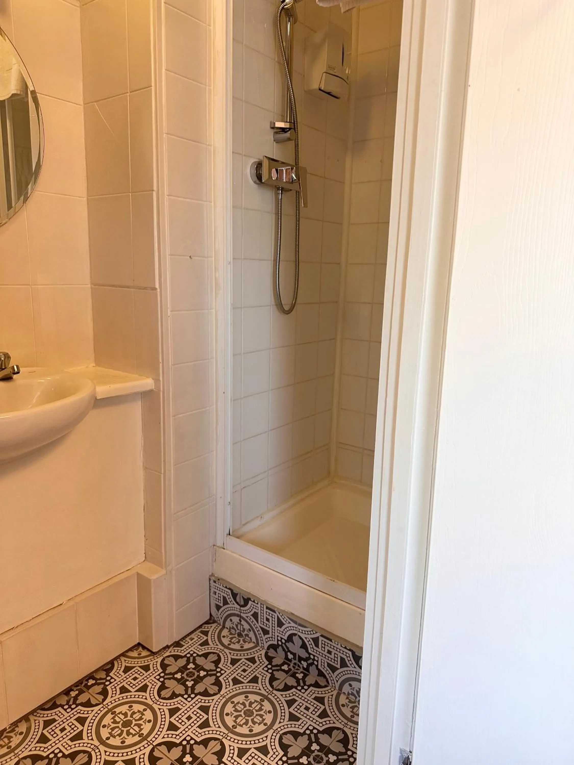 Shower in Boho Beach House - Beach location