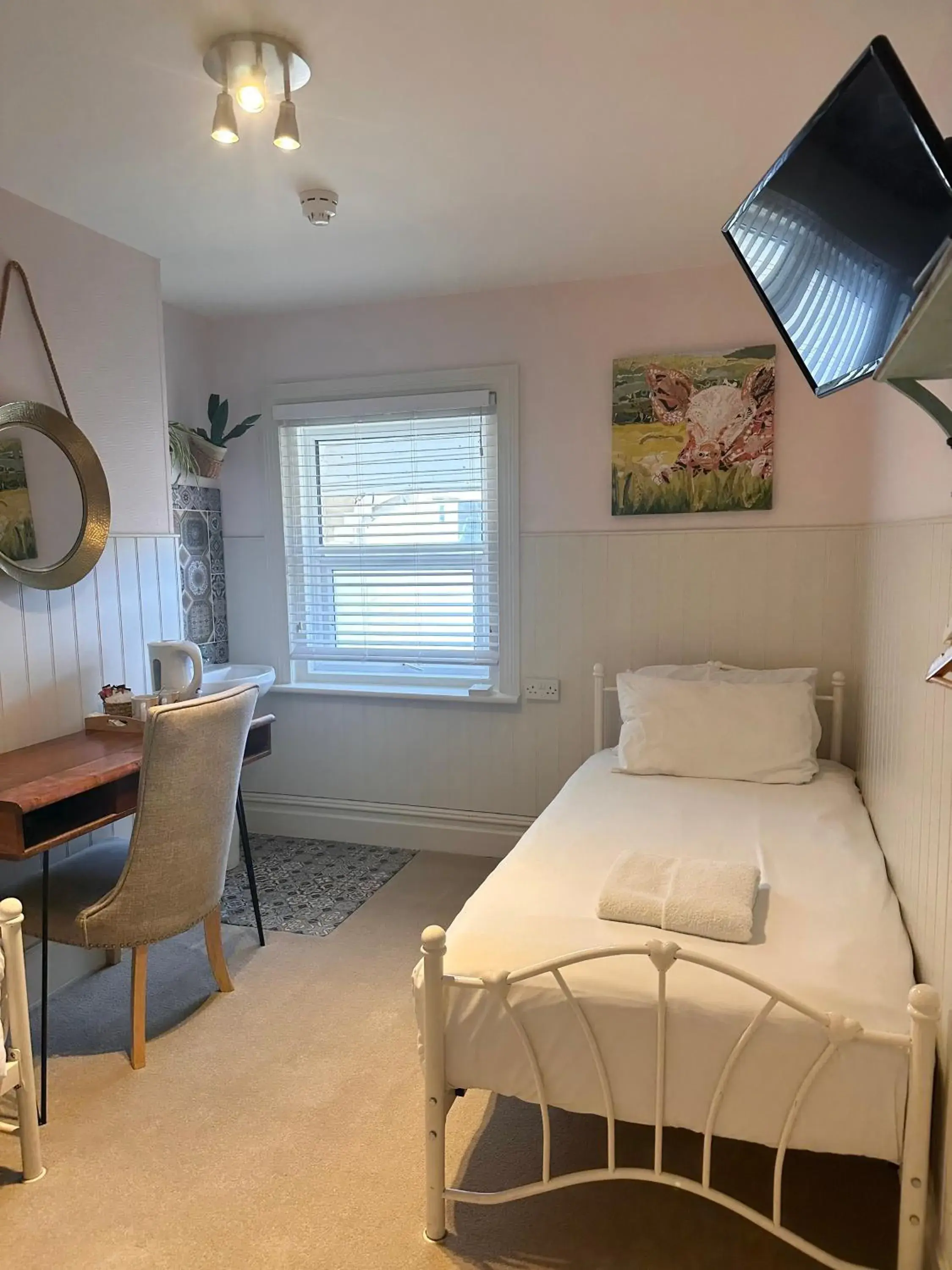 Standard Twin Room in Boho Beach House - Beach location Standard Twin Room in Boho Beach House - Beach location