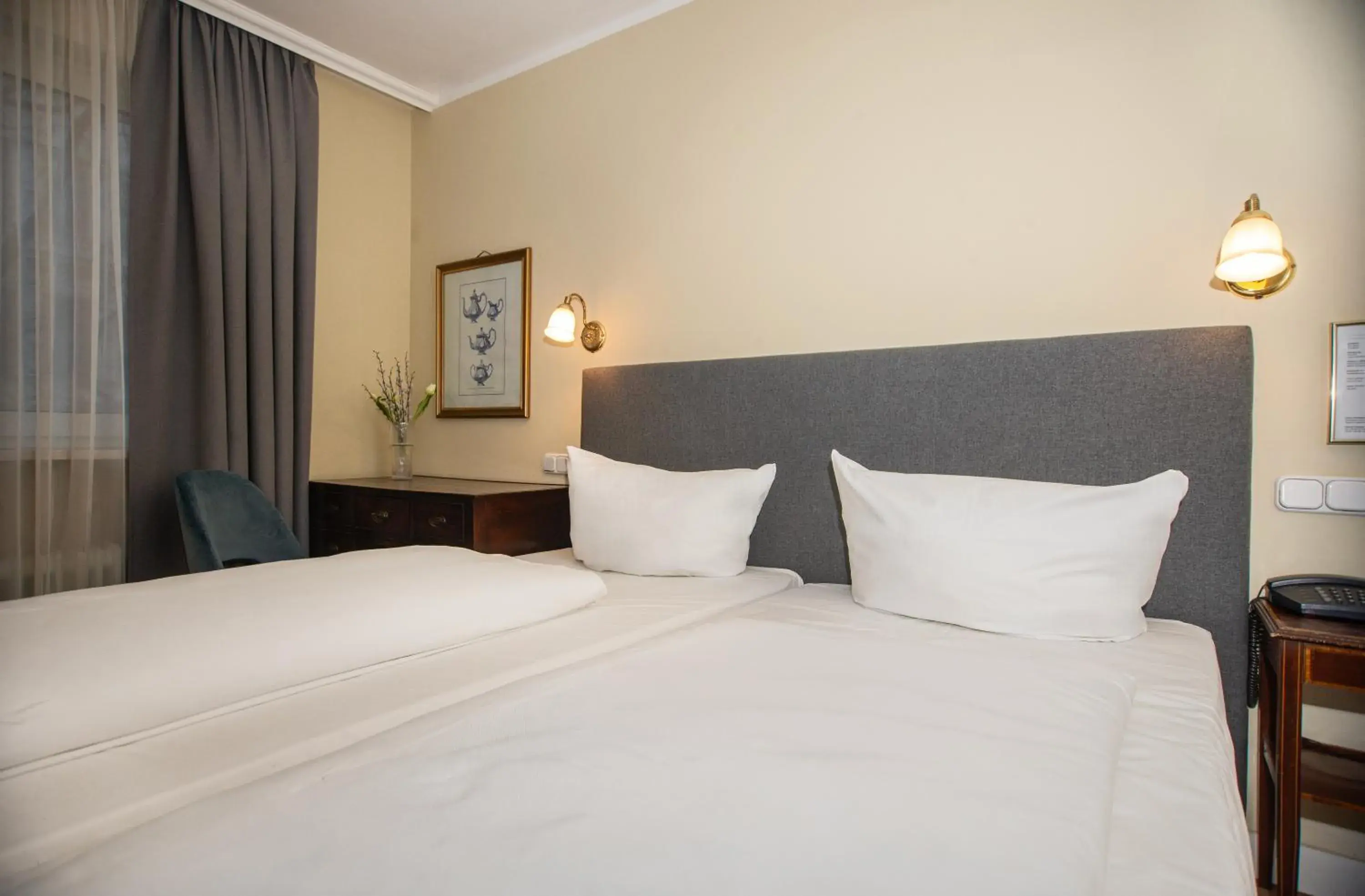 Bed in Hotel Altmünchen by Blattl Bed in Hotel Altmünchen by Blattl