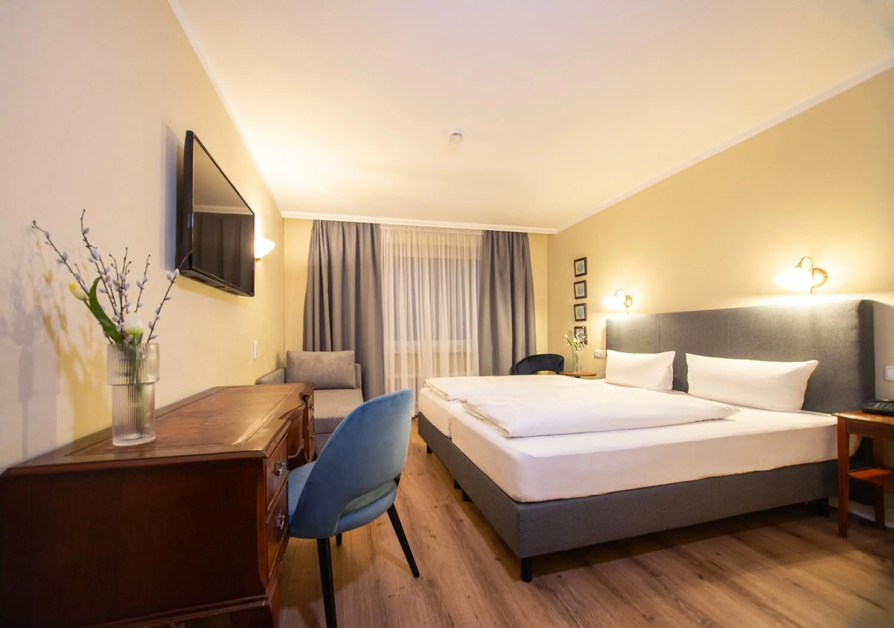 Bed in Hotel Altmünchen by Blattl Bed in Hotel Altmünchen by Blattl