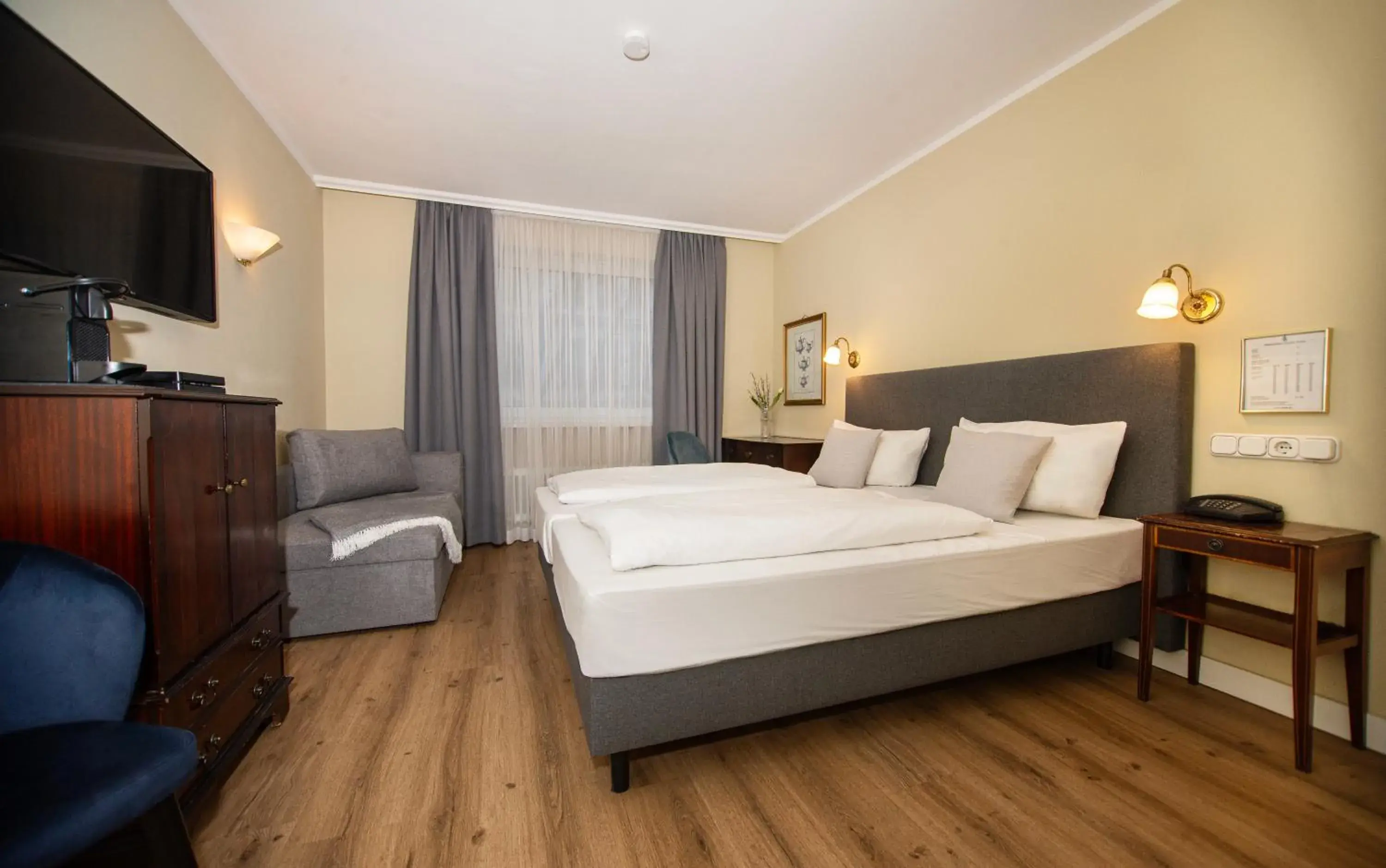 Bed in Hotel Altmünchen by Blattl Bed in Hotel Altmünchen by Blattl