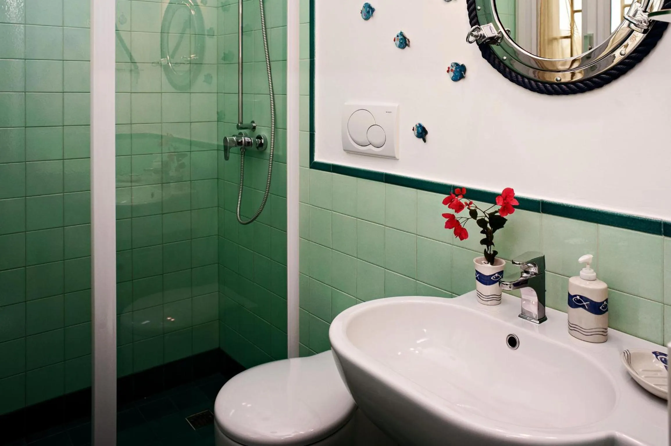 Shower in B&B Villa Ines