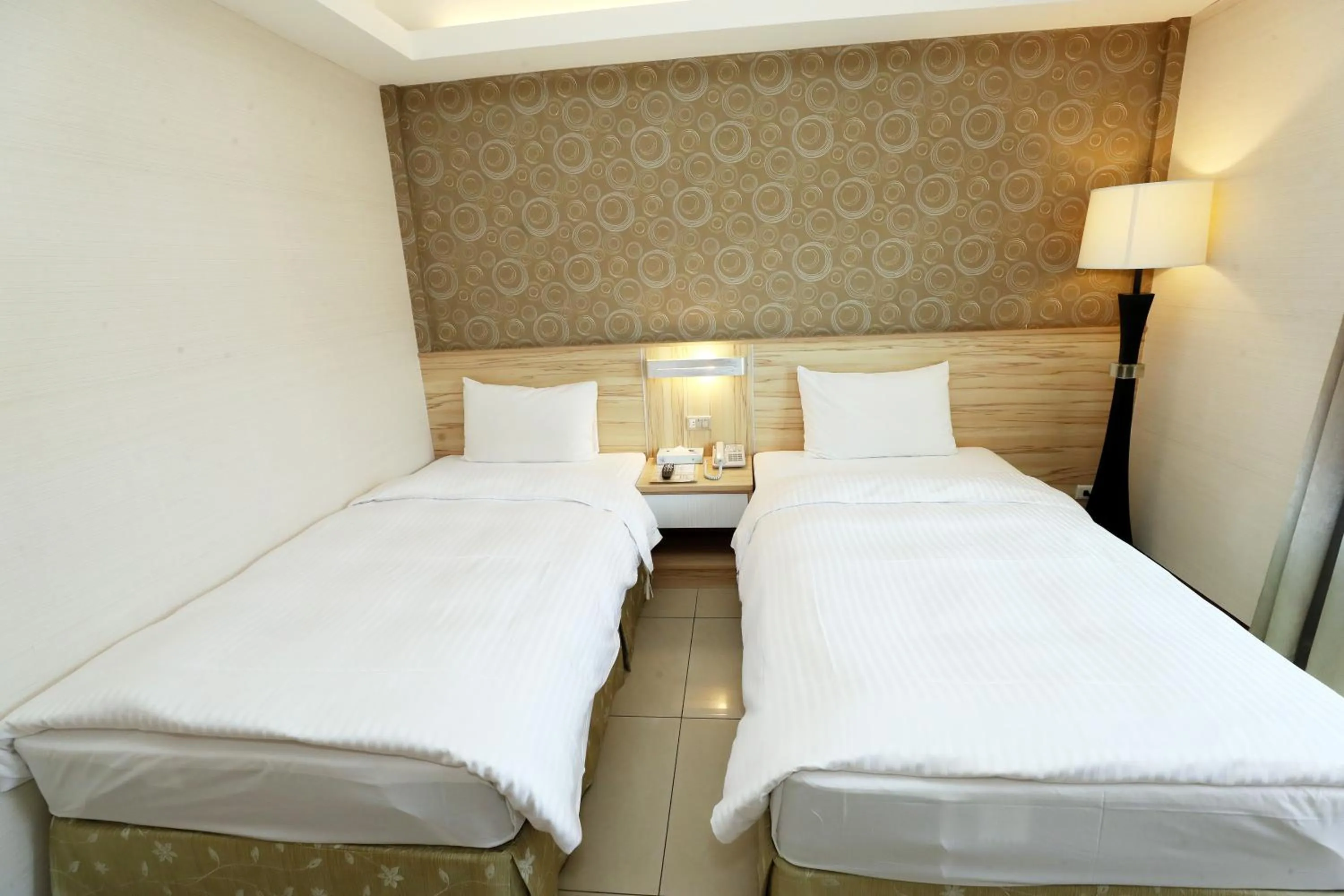 Photo of the whole room, Bed in Hoya Resort Hotel Chiayi