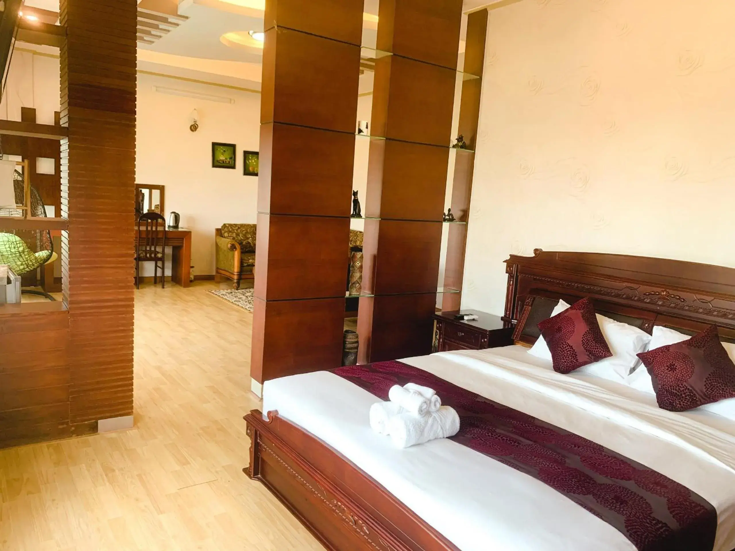 Deluxe Double Room with Bath - single occupancy in Thanh Dat Resort Deluxe Double Room with Bath - single occupancy in Thanh Dat Resort