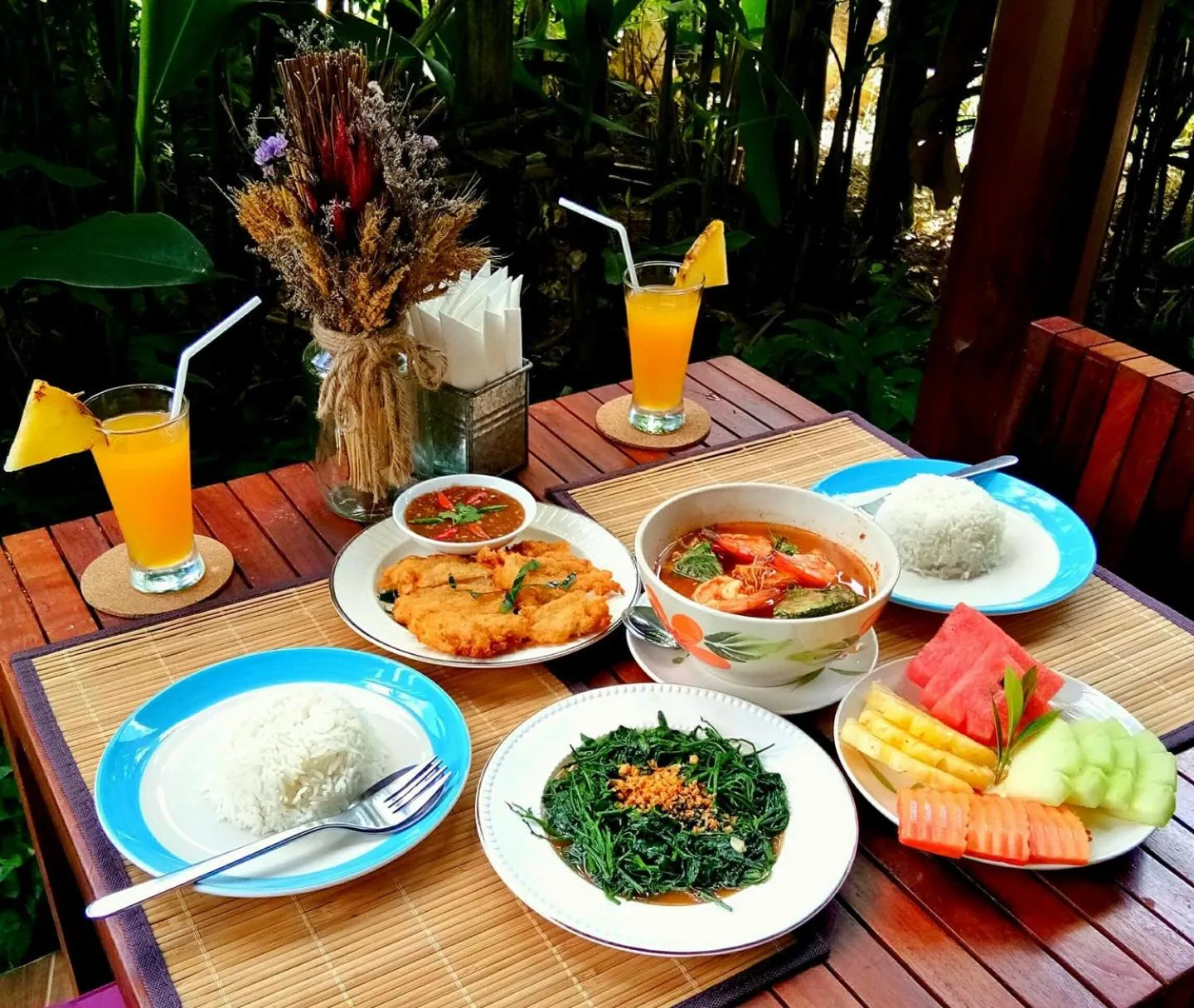 Restaurant/places to eat in Orchard Pa La U