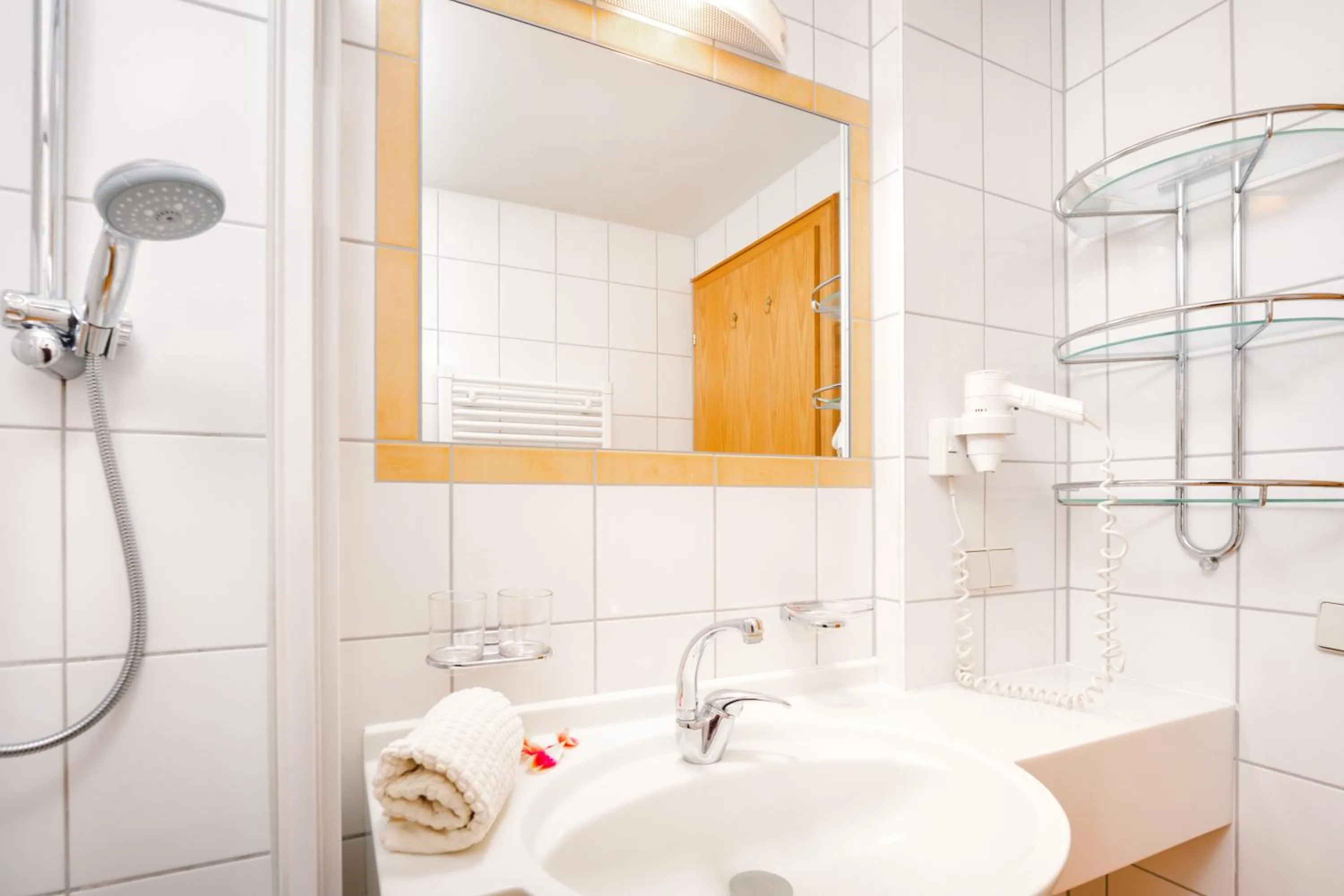 Bathroom in Pension Glitschnerhof