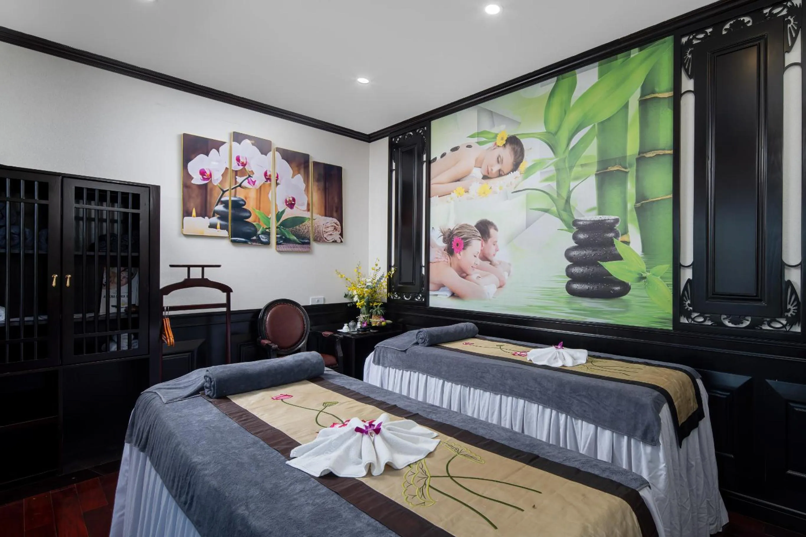 Spa and wellness centre/facilities, Bed in Athena Royal Cruise - Luxury in Halong Bay