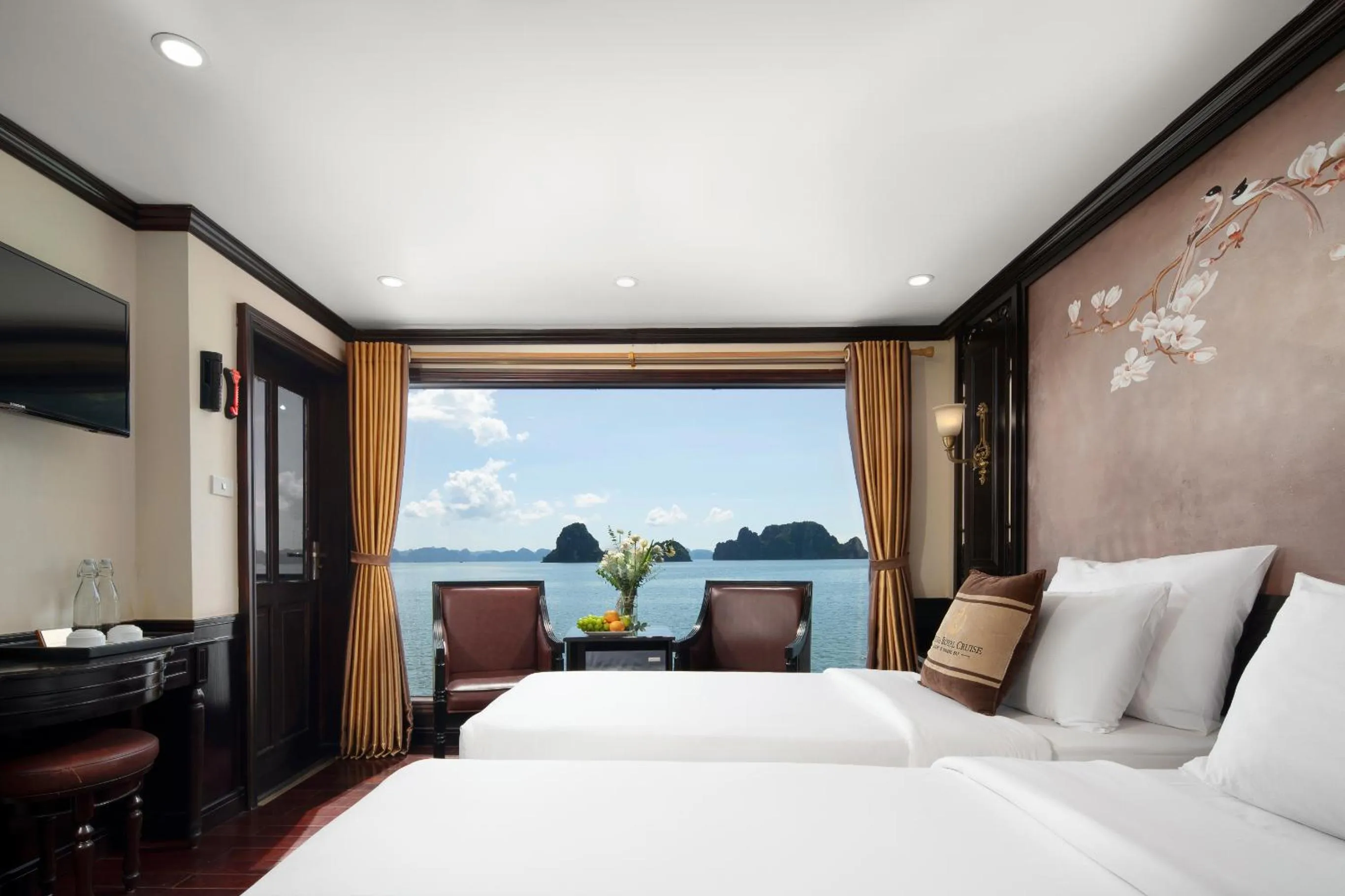 Bedroom, Bed in Athena Royal Cruise - Luxury in Halong Bay