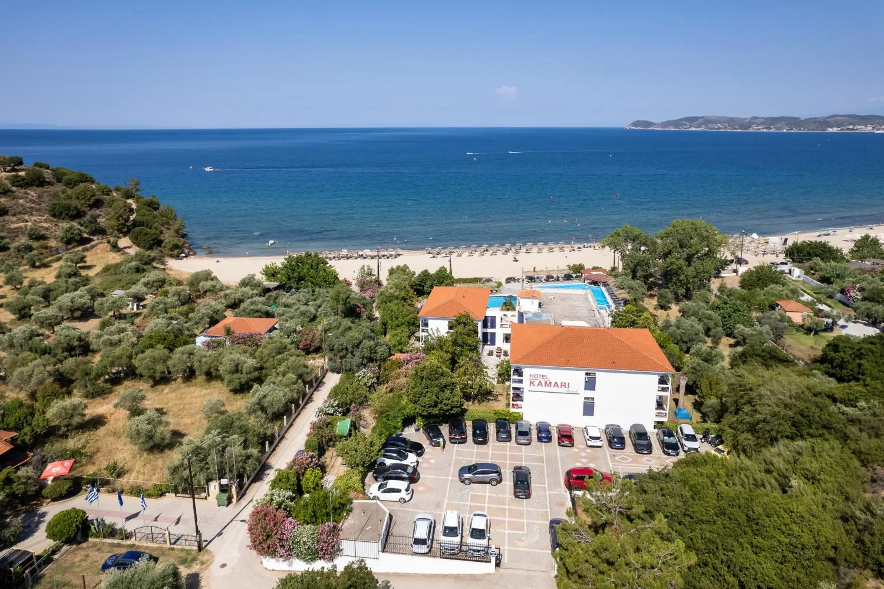 Property building in Kamari Beach Hotel Property building in Kamari Beach Hotel