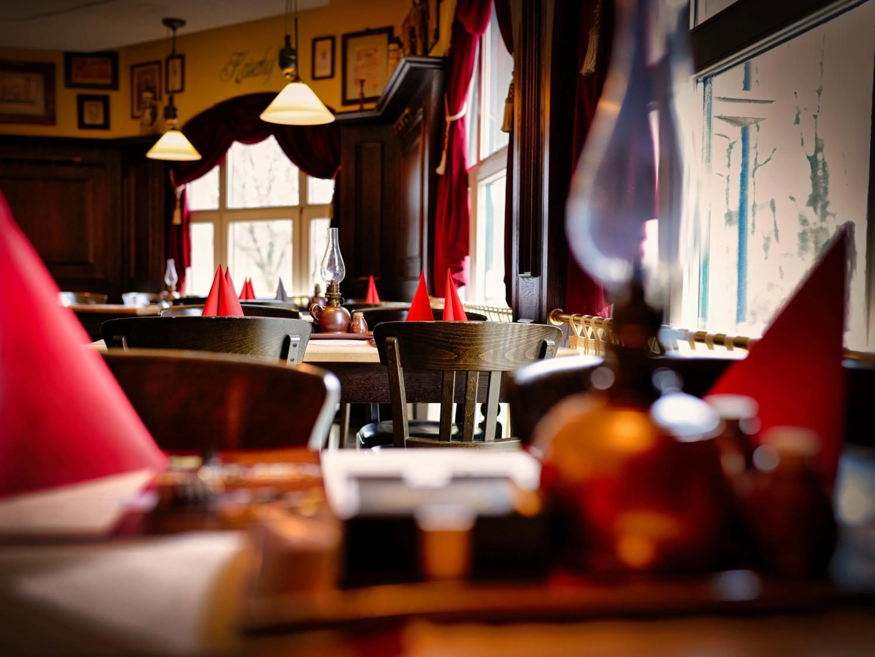 Restaurant/places to eat in Hotel Kaiserhof