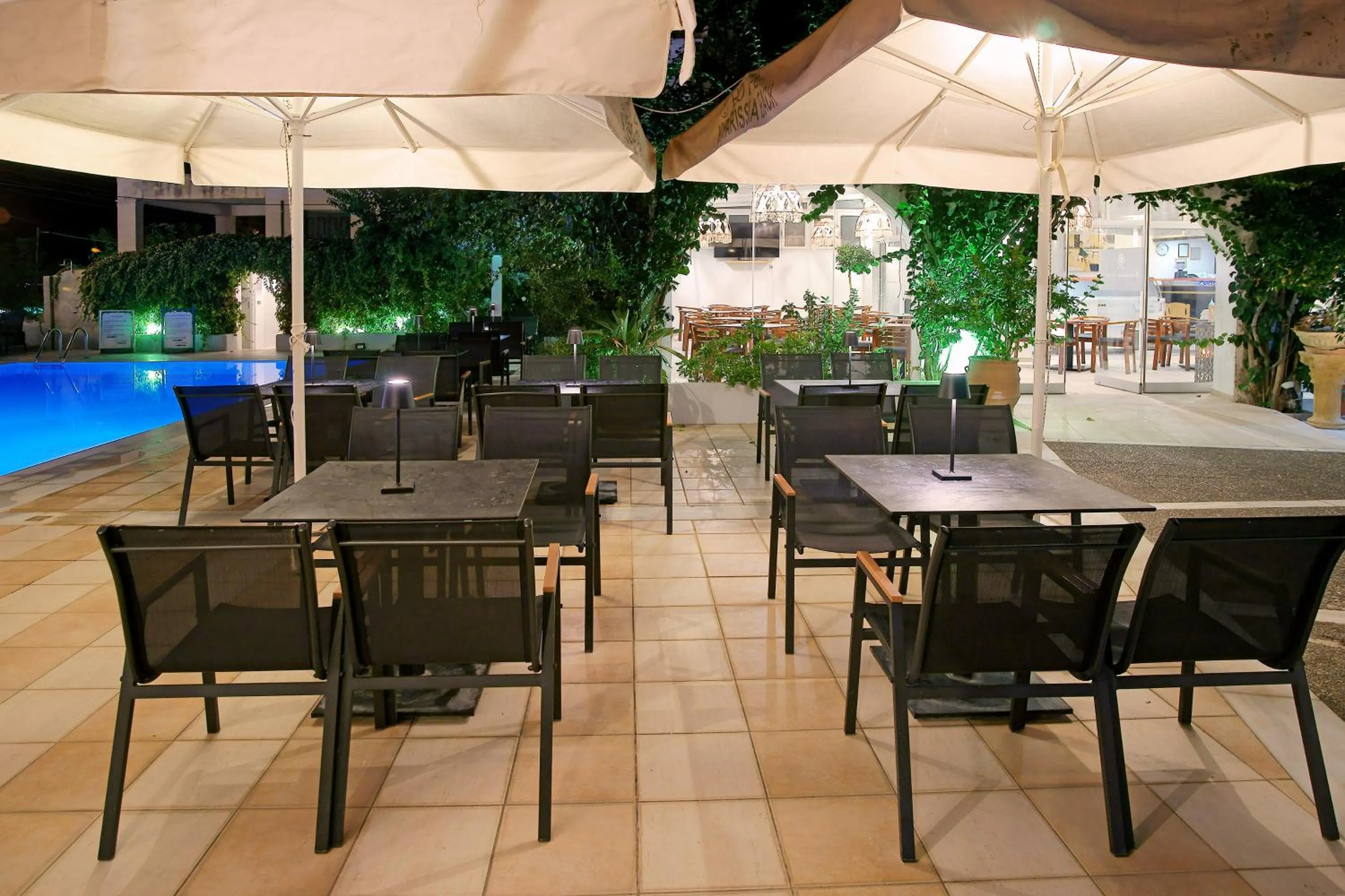 Restaurant/places to eat in Kyparissia Beach Hotel