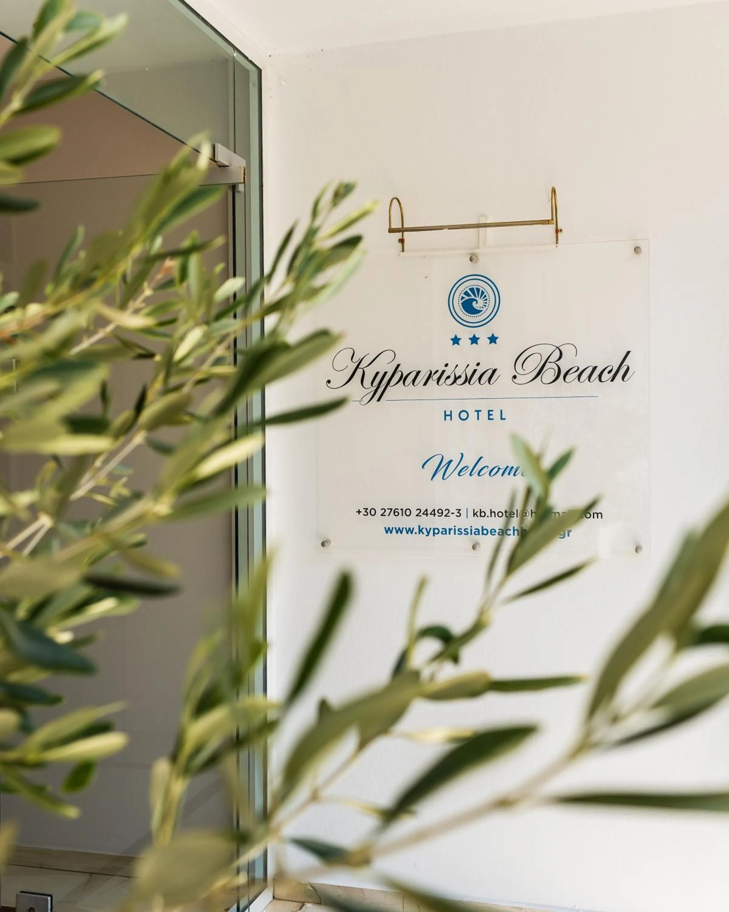 Logo/Certificate/Sign in Kyparissia Beach Hotel