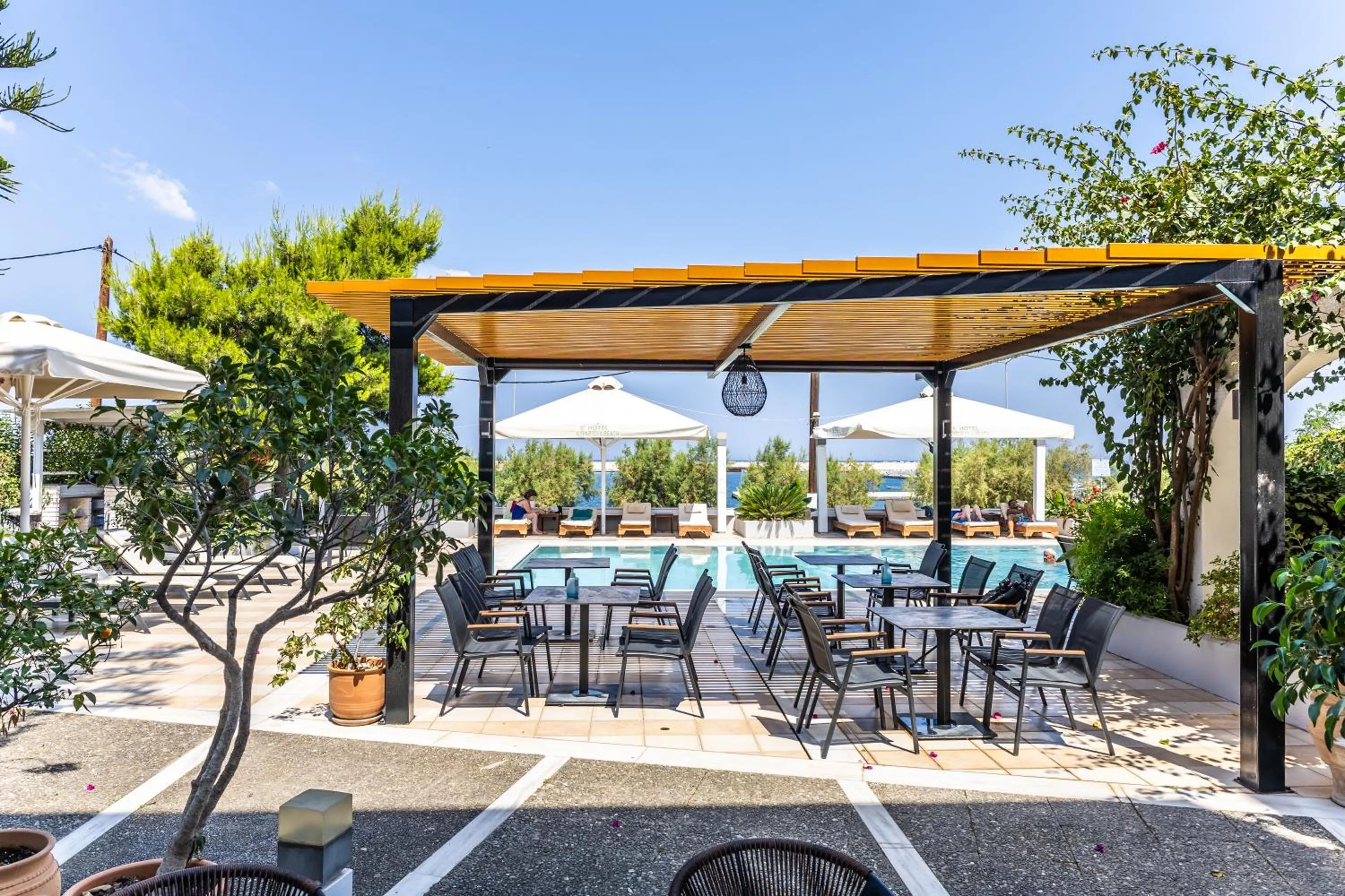 Patio in Kyparissia Beach Hotel