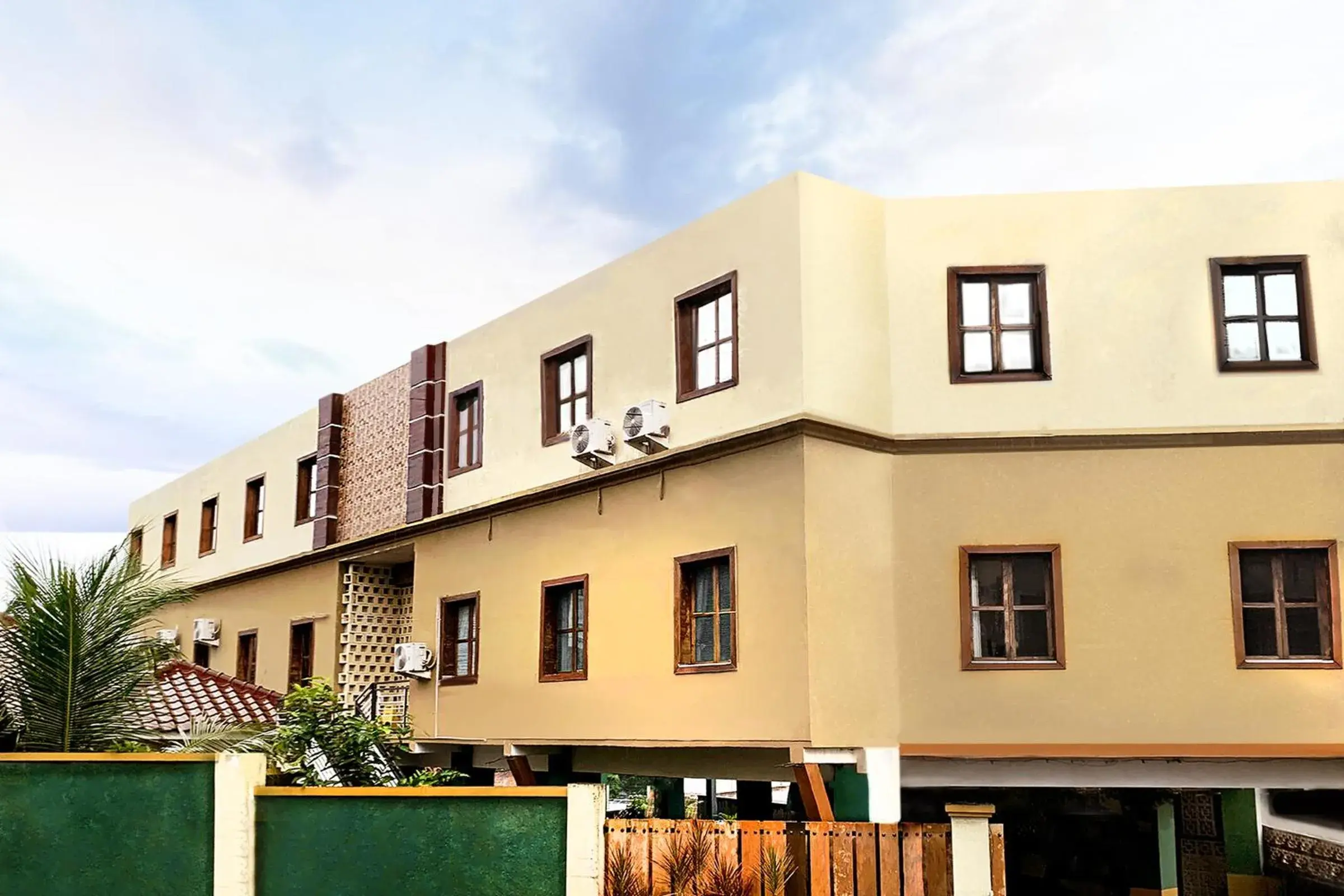 Omah Pelem Syariah Omah Pelem Syariah