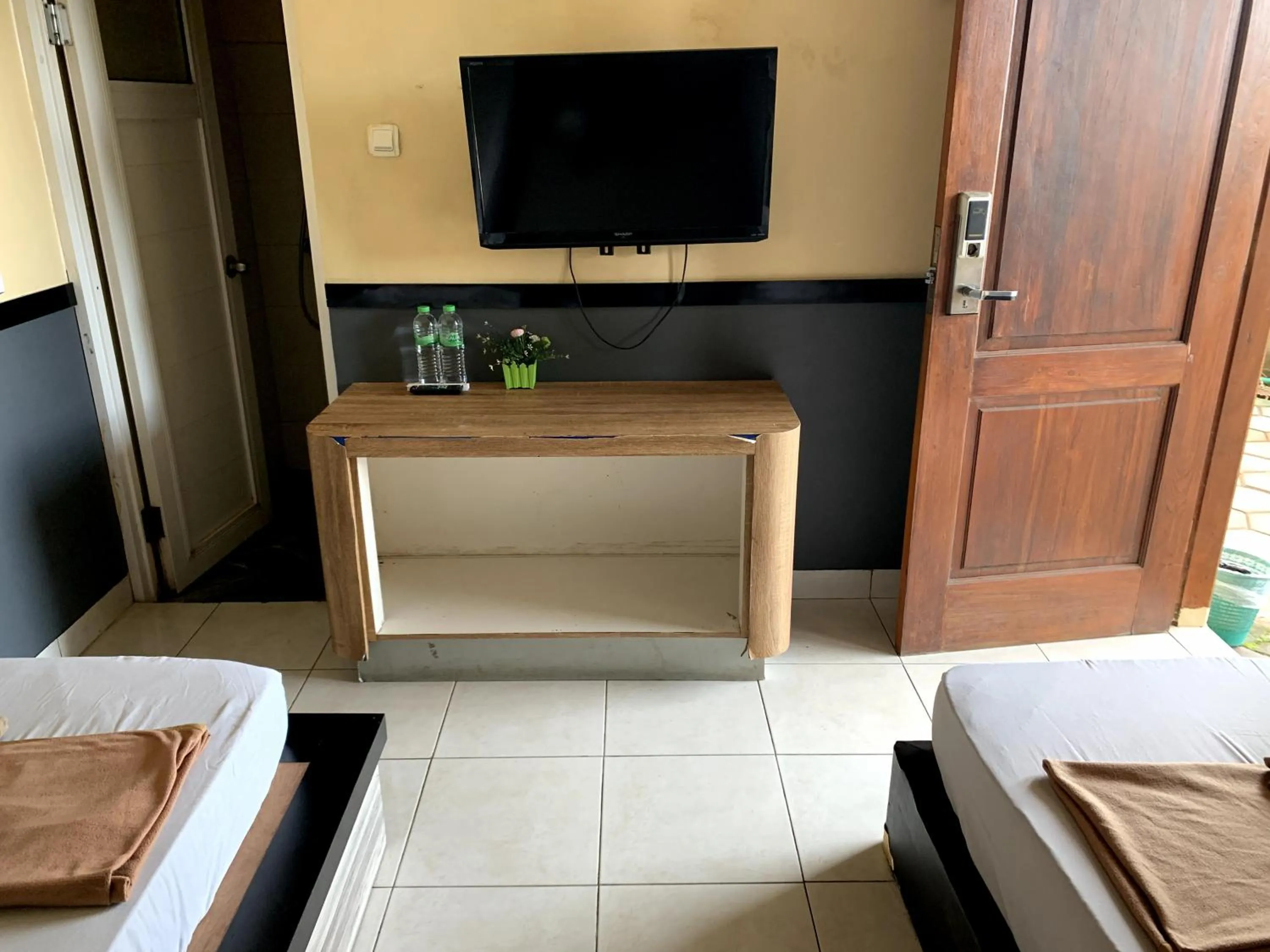 Bed in Omah Pelem Syariah