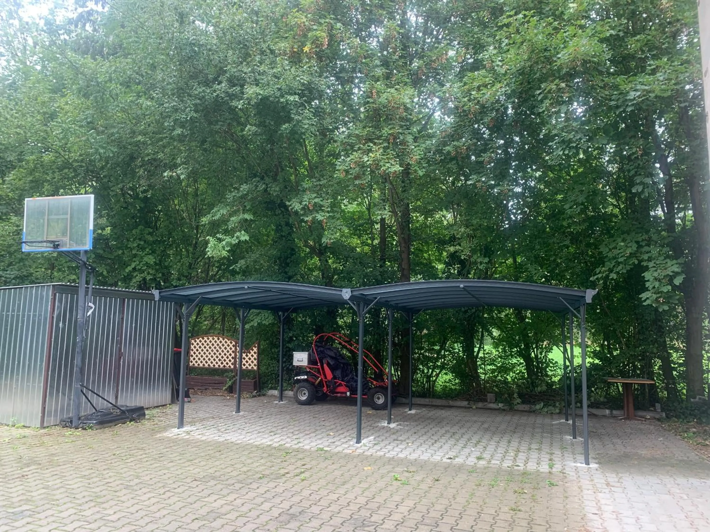 Parking in Hotel Austria