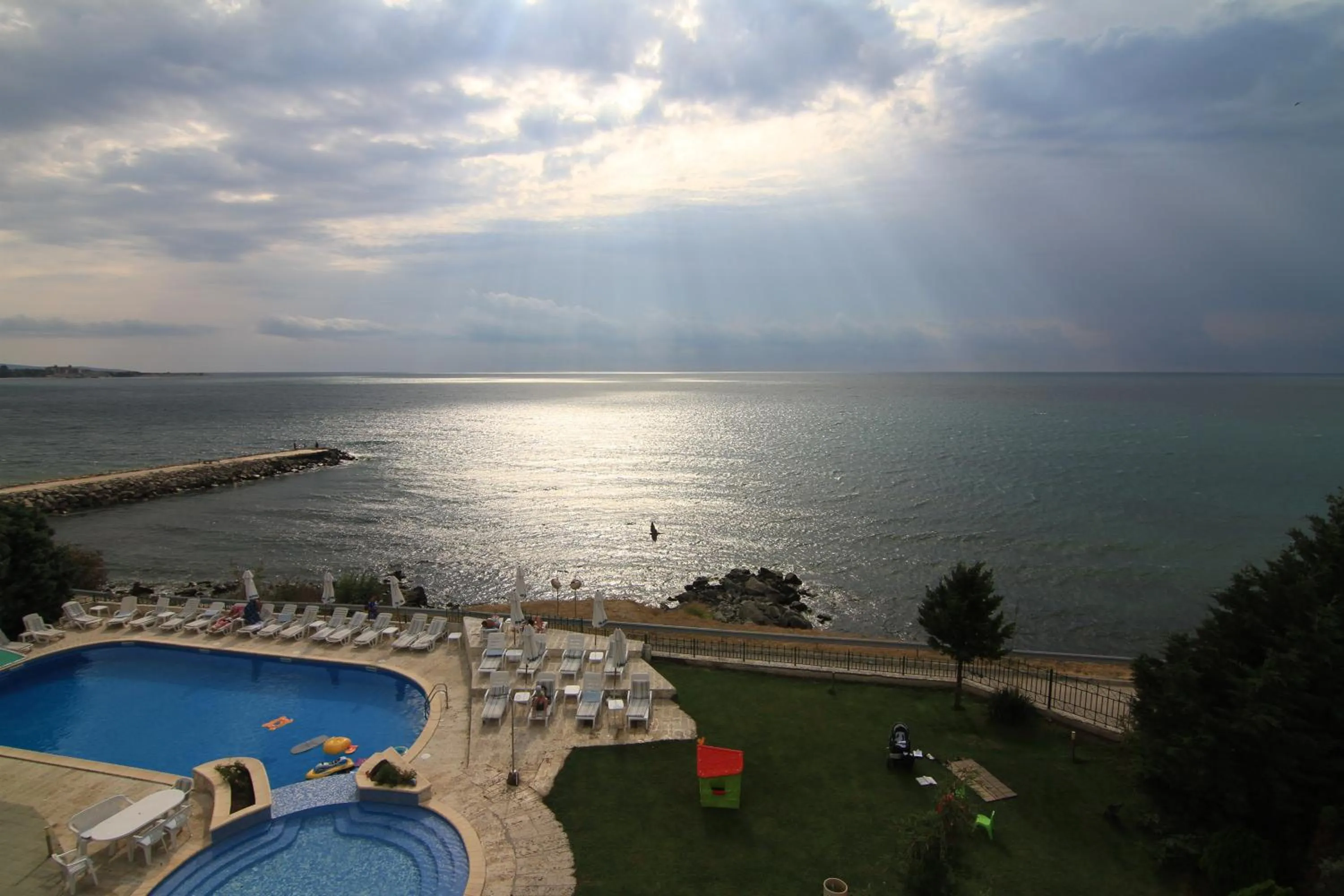 Pool view in Peter Hotel