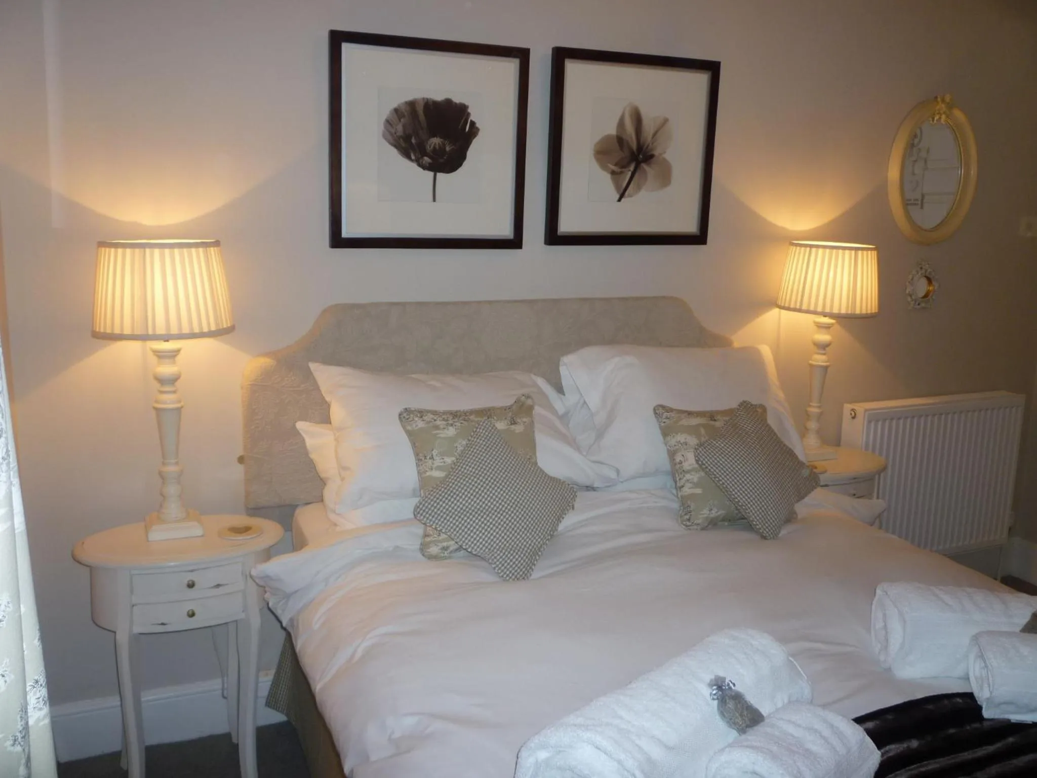 Decorative detail, Bed in Brindleys