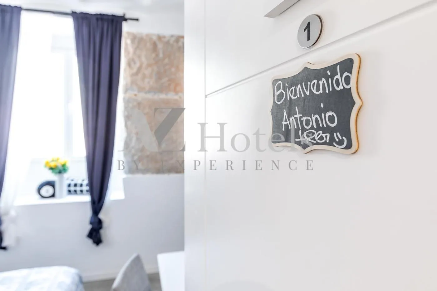 Decorative detail, Bed in AYZ Juan de Mena - Auto check-in property